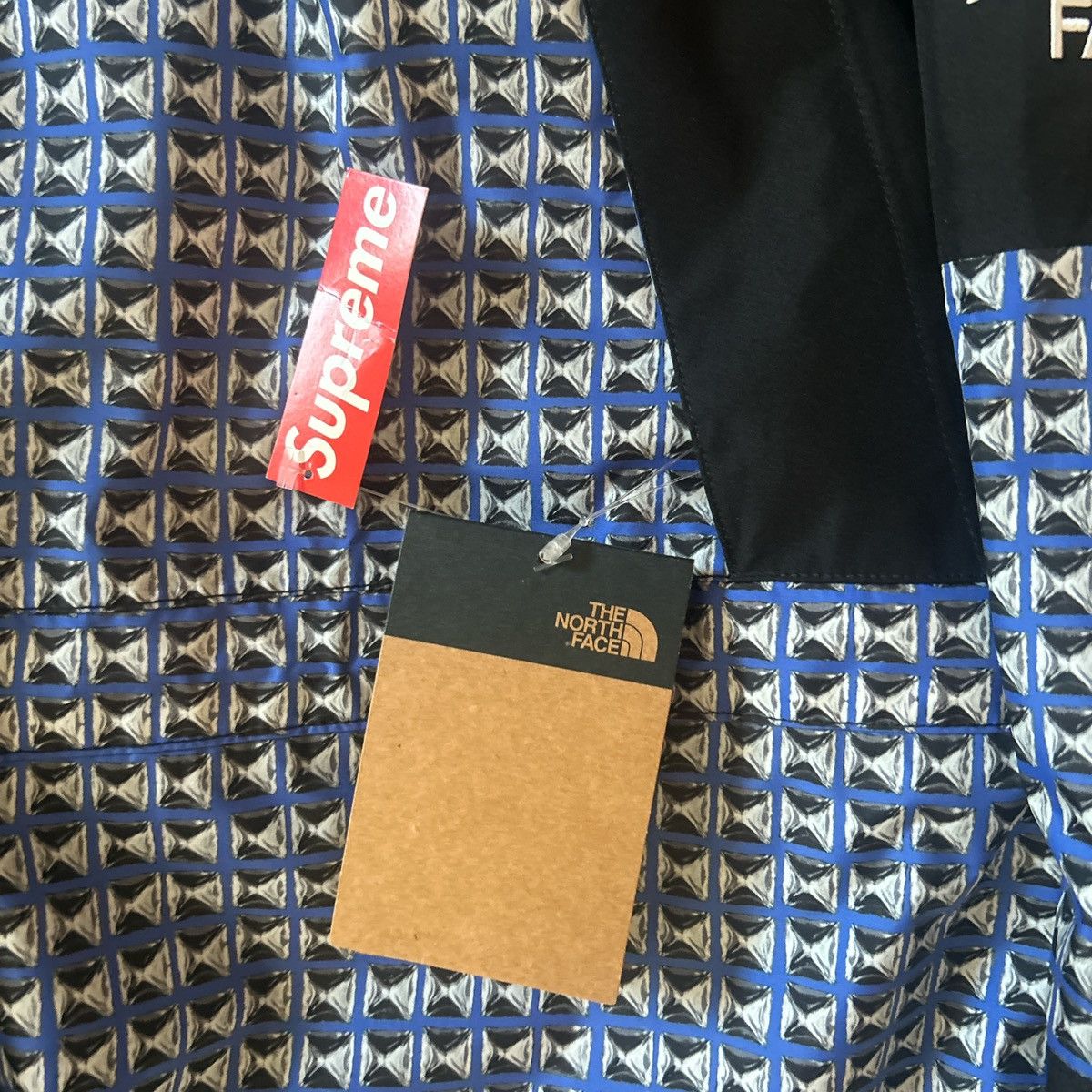 Supreme × The North Face Supreme X The North Face studded print light jacket Size US XL / EU 56 / 4 - 6 Thumbnail