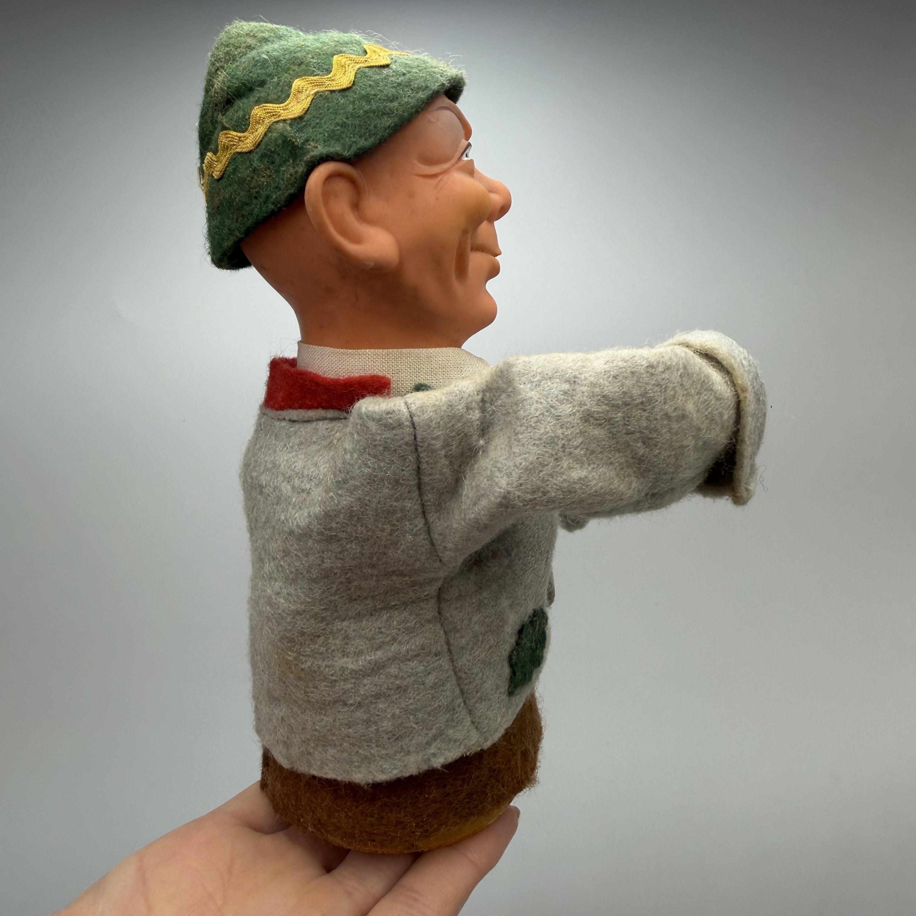 Vintage Vintage GDR Germany Figurine Man Toast Bar Decor Size ONE SIZE - 3 Thumbnail