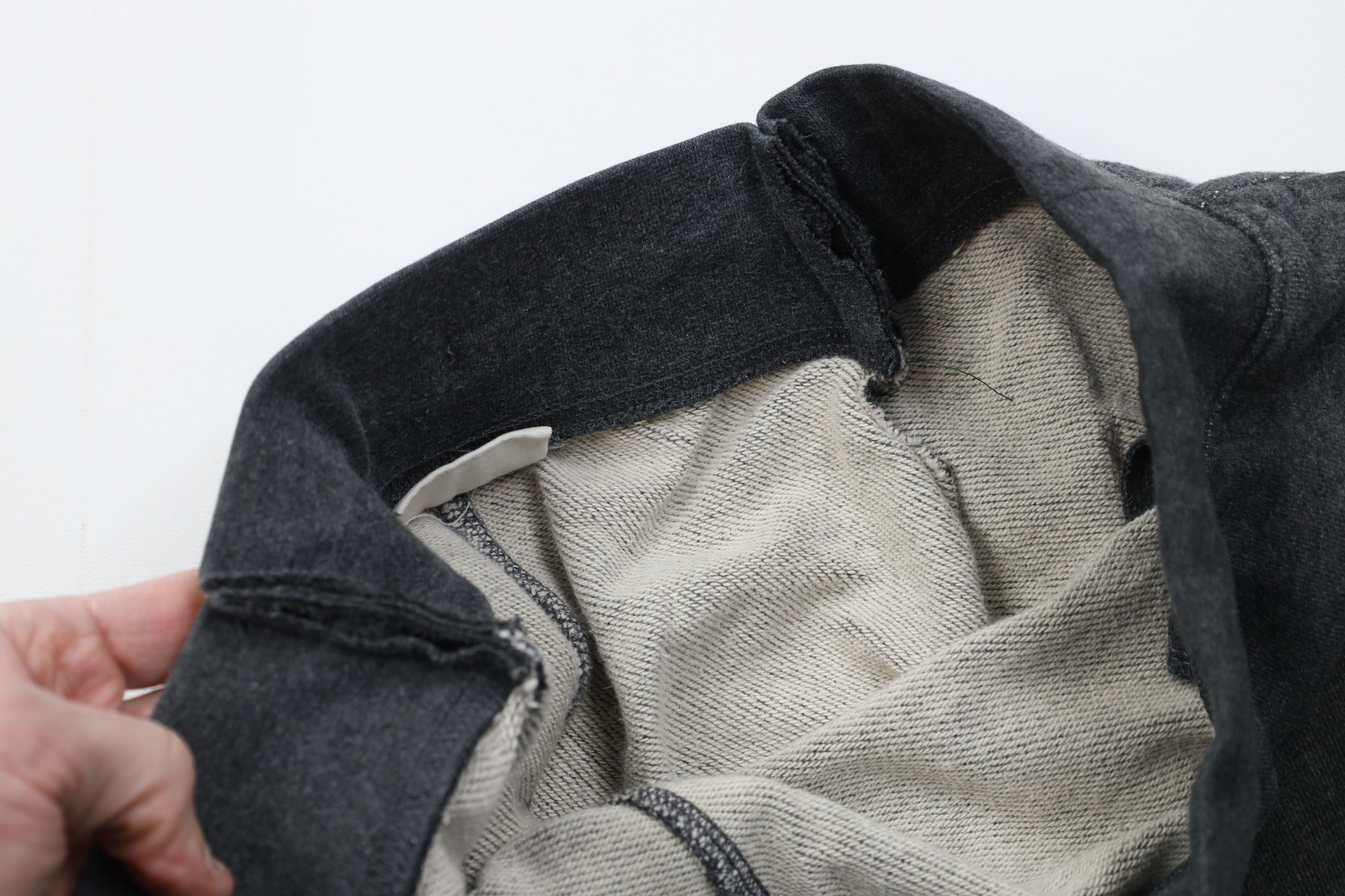 Champion Vintage Y2K Champion Spell French Terry Sweatpants Shorts Size US 38 / EU 54 - 8 Thumbnail