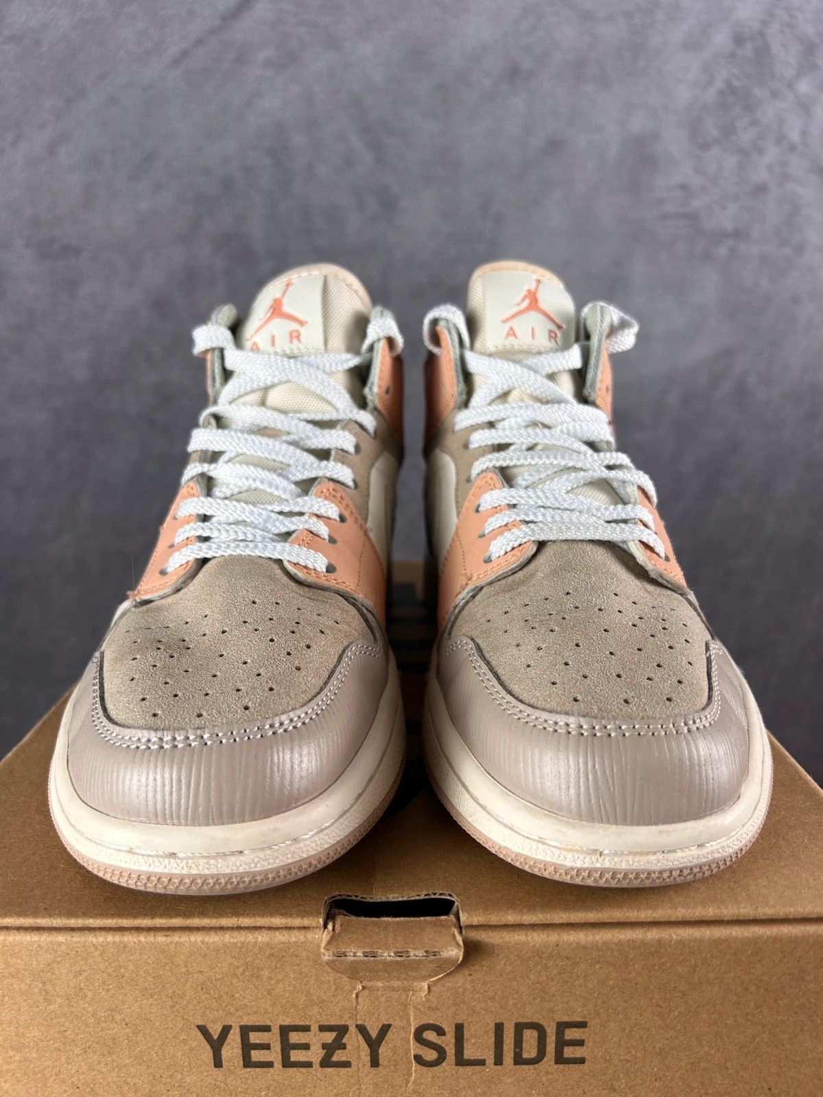 Jordan Brand Nike Air Jordan 1 Mid Mediolan swoosh jumpman Size US 8 / IT 38 - 6 Thumbnail
