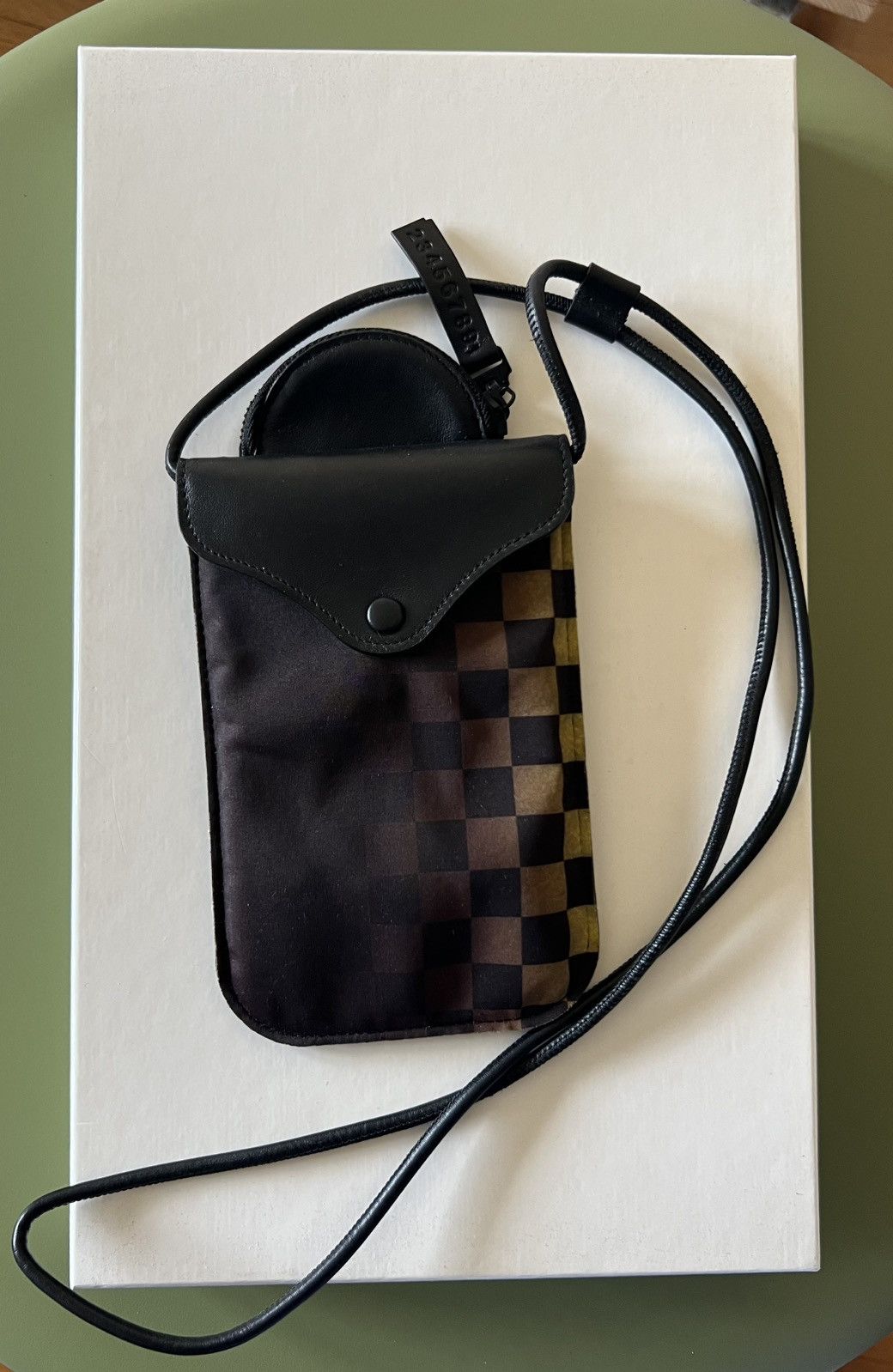 Maison Margiela Margiela Phone Pouch Sling Bag Chess Graphic Pattern Size ONE SIZE - 1 Thumbnail