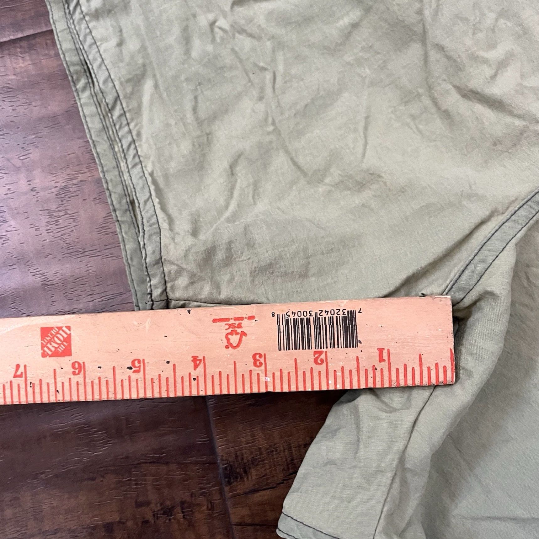 Quiksilver VINTAGE Quiksilver Board Shorts Mens 36 Beach Surf Nylon Green Camouflage Quick Dry Pockets Drawstring 90s Surfing Recreation Lifeguard Men Size US 36 / EU 52 - 5 Thumbnail