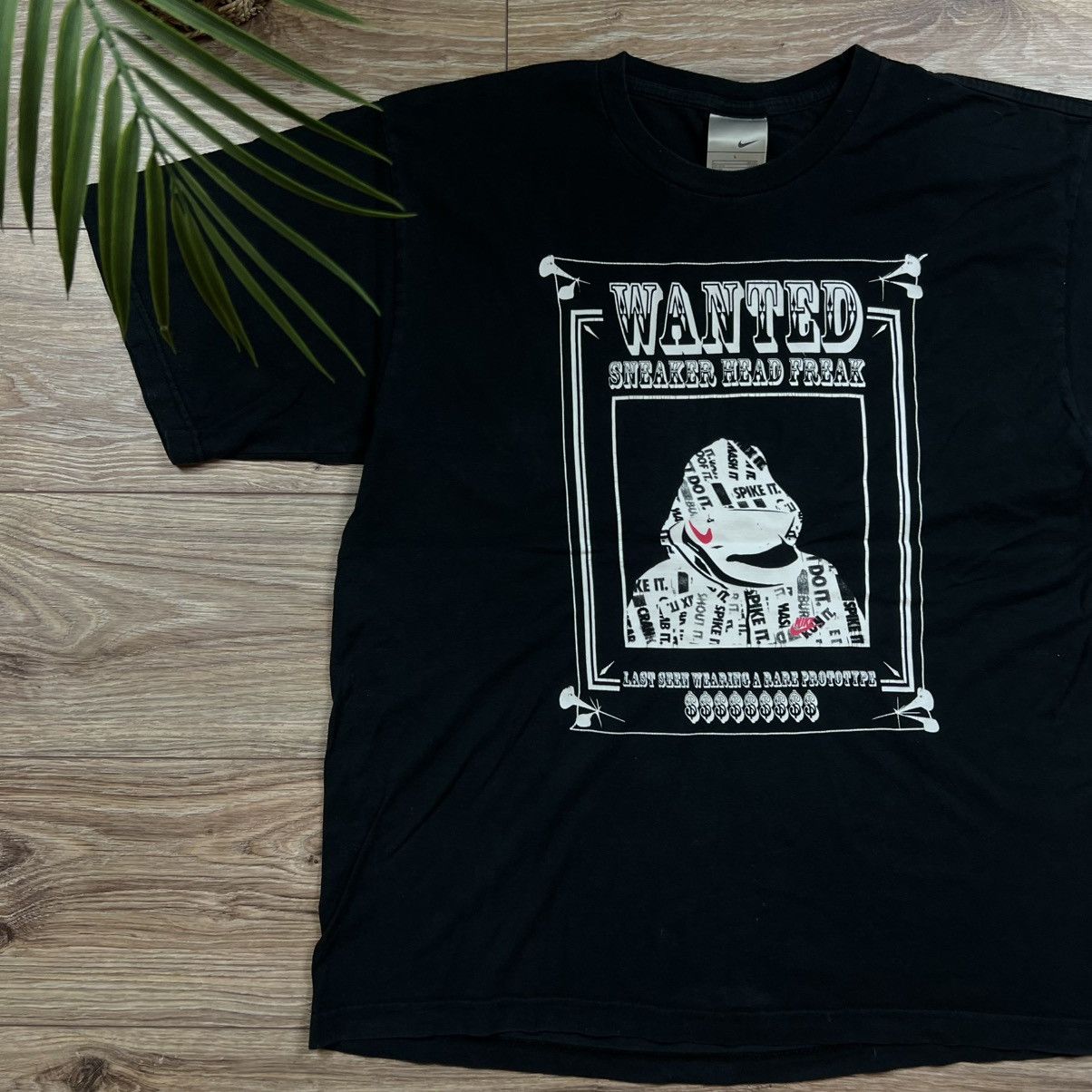 Nike 90s Nike Sneakerhead Vintage Y2K Oversized Retro Tee T-Shirt Size US L / EU 52-54 / 3 - 2 Thumbnail