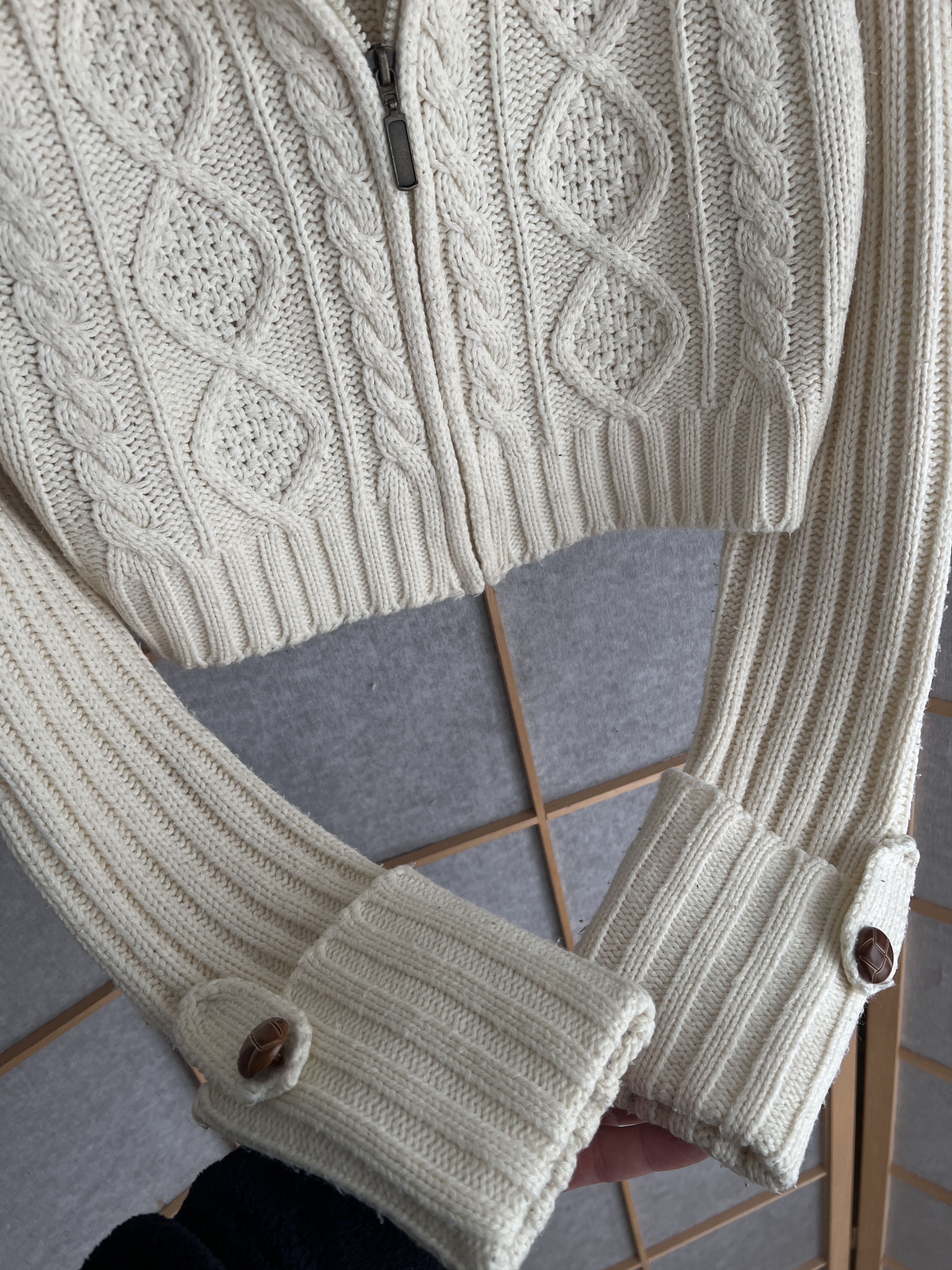 Hysteric Glamour Vintage 2000s cable knit cropped sweater faux fur collar y2k Size L / US 10 / IT 46 - 9 Thumbnail