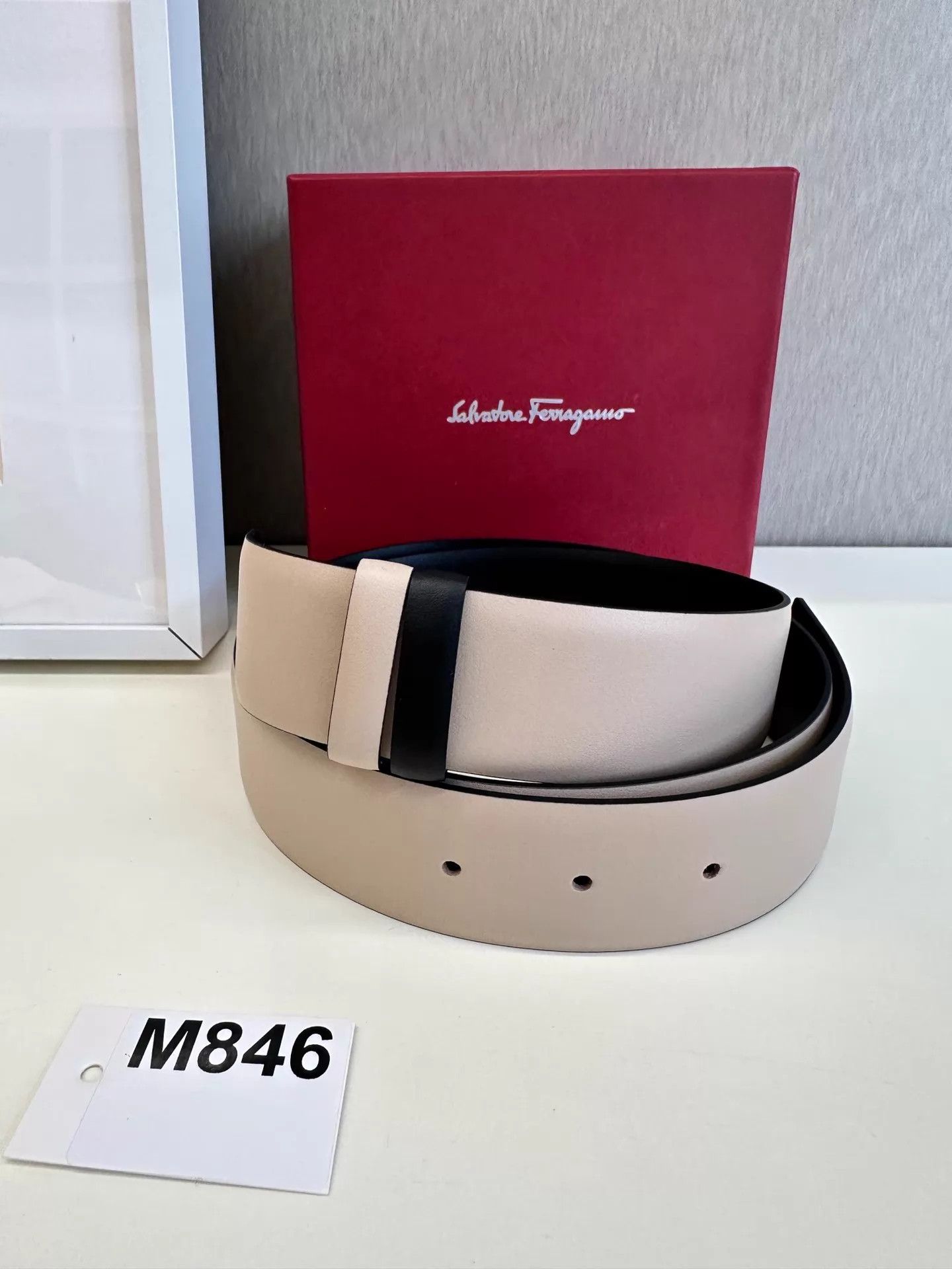 Salvatore Ferragamo Ferragamo Belt 107x3.5 Box Dust Bag Auth M846 Size ONE SIZE - 6 Thumbnail