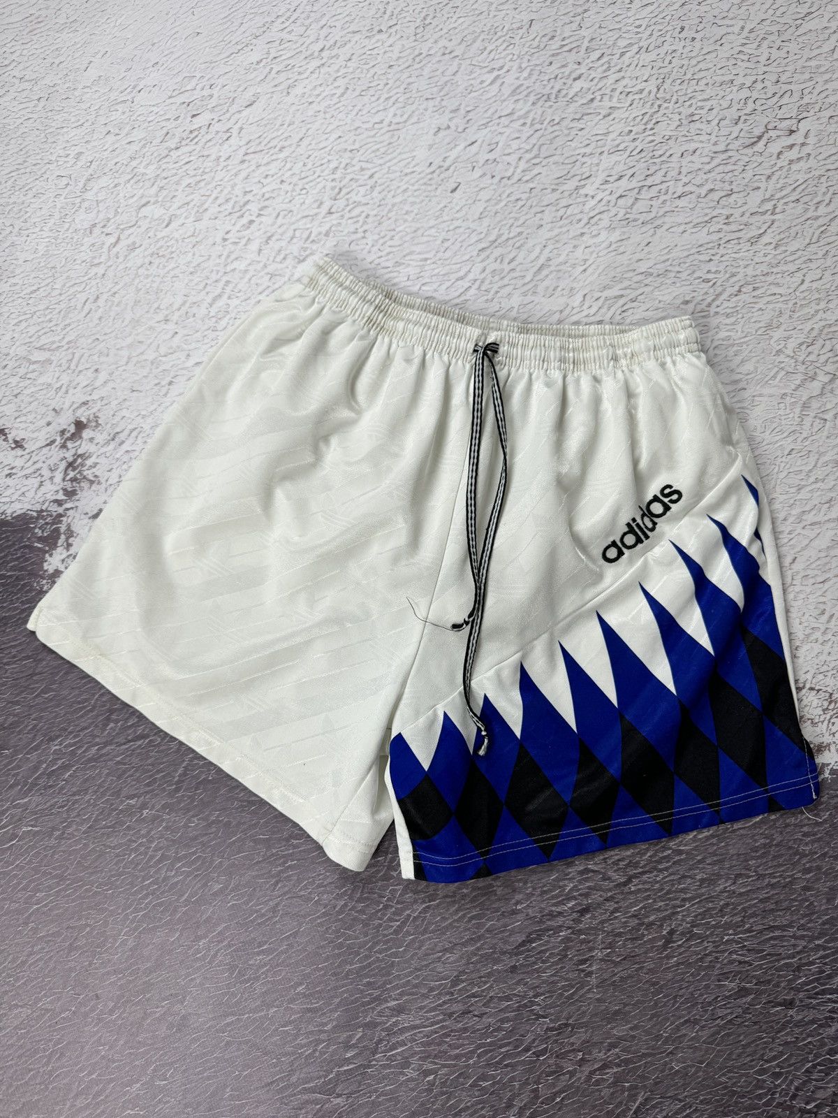 Adidas Adidas Football made in England shorts Blanc 90s vintage Size US 34 / EU 50 - 1 Thumbnail