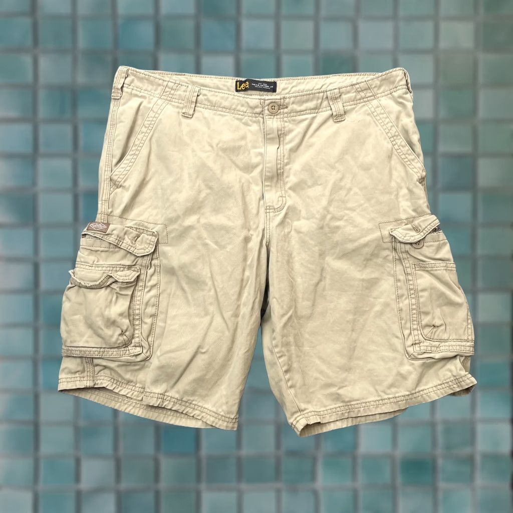 Lee Lee Cargo Shorts Mens 38 Beige y2K Hiking Camping Casual Logo Pocket Size US 38 / EU 54 - 1 Thumbnail