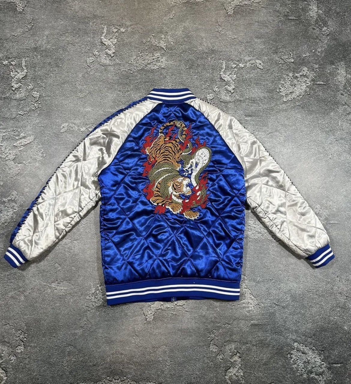 Vintage Imperious Blue Tiger Dragon Sukajan Jacket Size US M / EU 48-50 / 2 - 2 Thumbnail