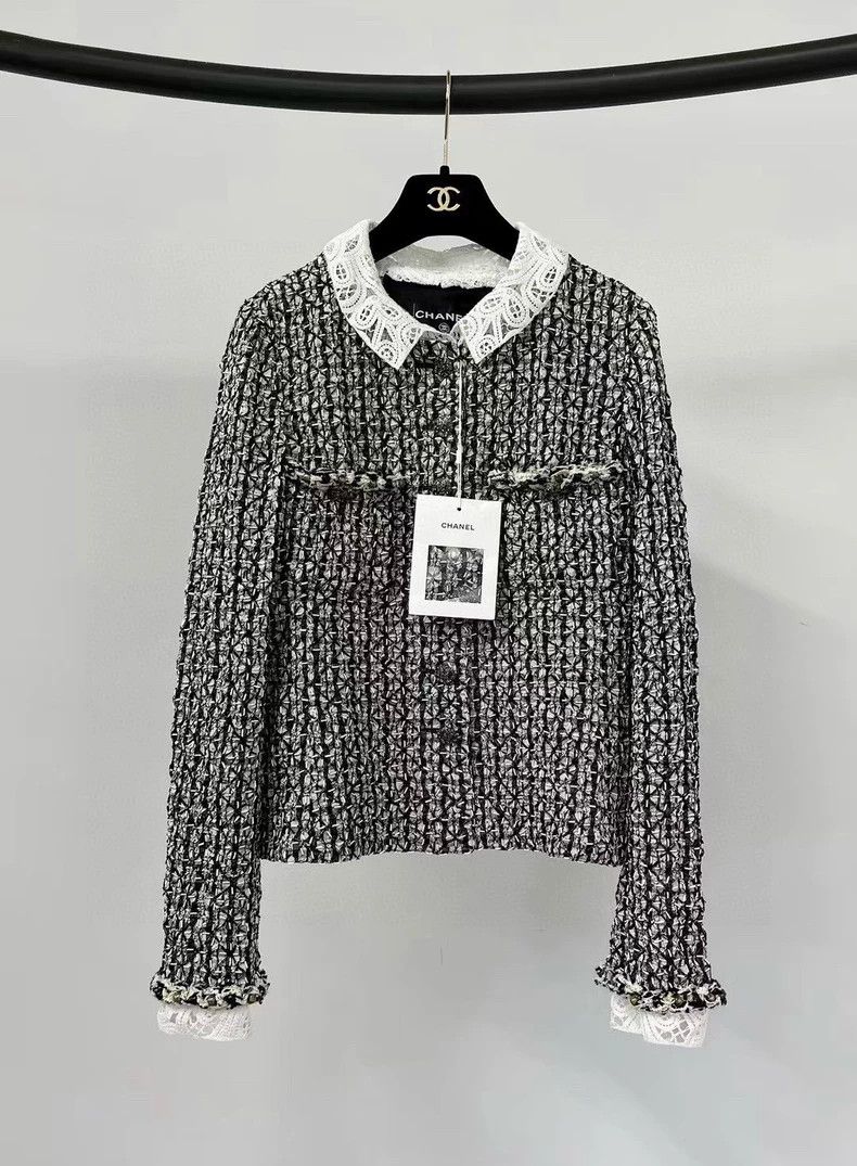 Chanel Chanel Heavy industry beaded two-pocket lace stitching jac Size XS / US 0-2 / IT 36-38 - 1 Thumbnail