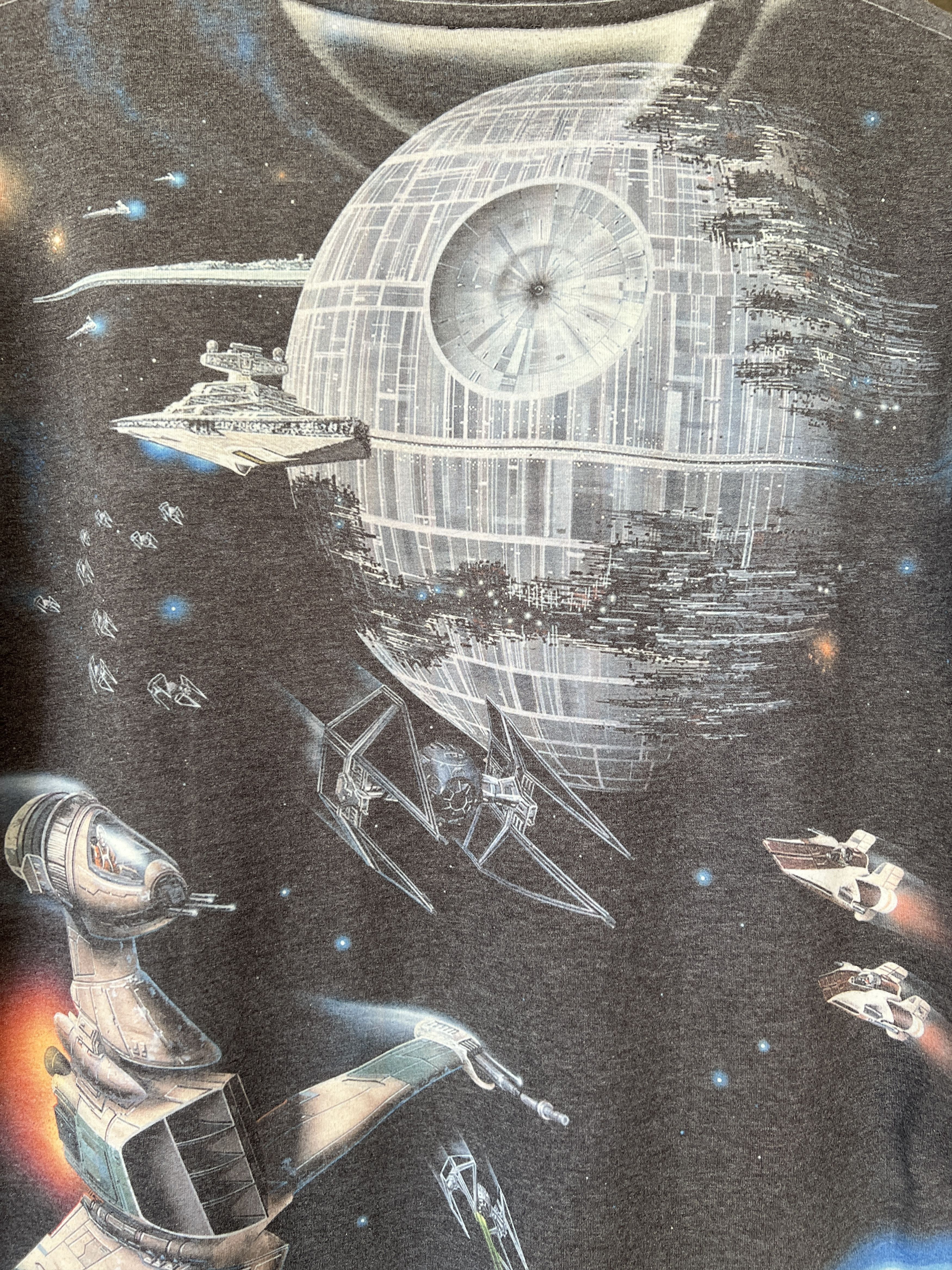 Vintage Vintage 2000s Star Wars All Over Print Movie T-shirt Size US L / EU 52-54 / 3 - 12 Thumbnail