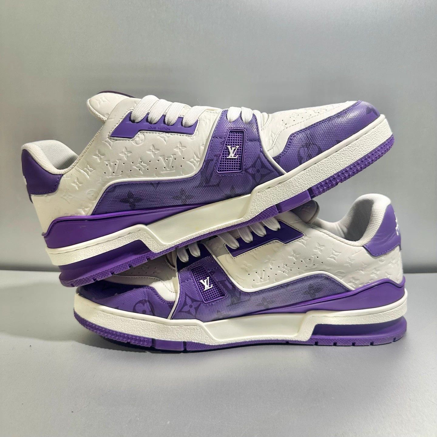 Louis Vuitton Louis Vuitton Trainer White Purple 9/43 Velcro Mint Size US 9 / EU 42 - 4 Thumbnail