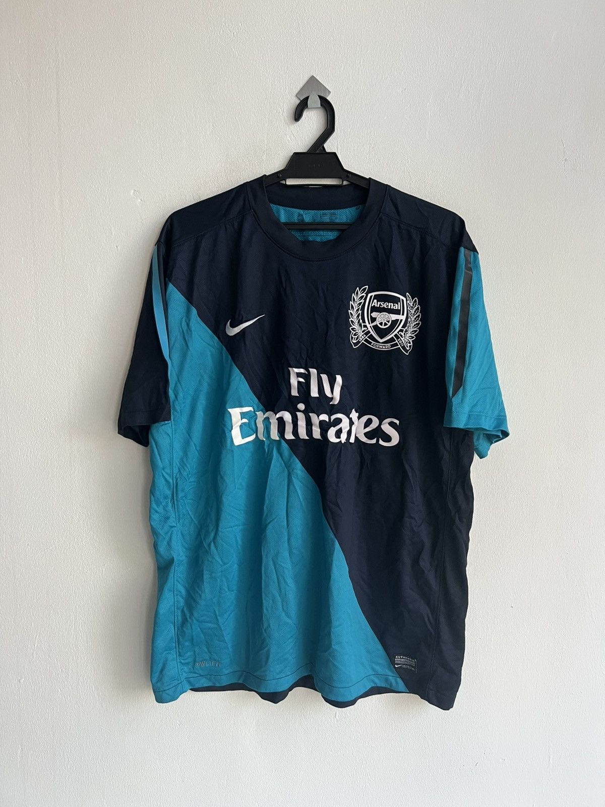 Nike Original 2011-12 Nike Arsenal FC Away Jersey X-Large X-Large Size US XL / EU 56 / 4 - 1 Thumbnail