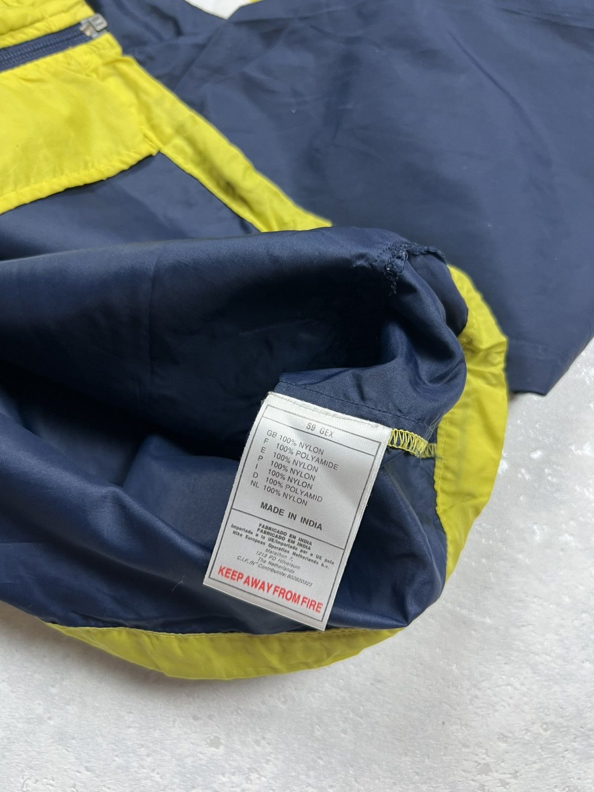 Nike 90s Nike Double Logo Vintage Y2K Oversized Nylon Jacket Size US L / EU 52-54 / 3 - 8 Thumbnail