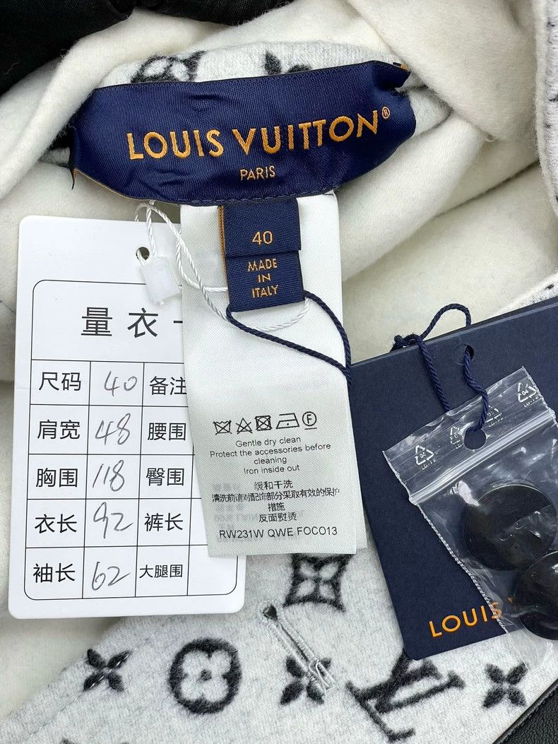 Louis Vuitton Louis Vuitton Double-sided cashmere coat Size S / US 4 / IT 40 - 6 Thumbnail