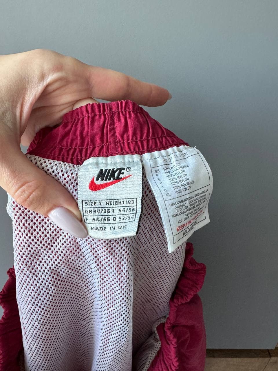 Nike Rare Nike Vintage Nylon Shorts Size US 34 / EU 50 - 5 Thumbnail