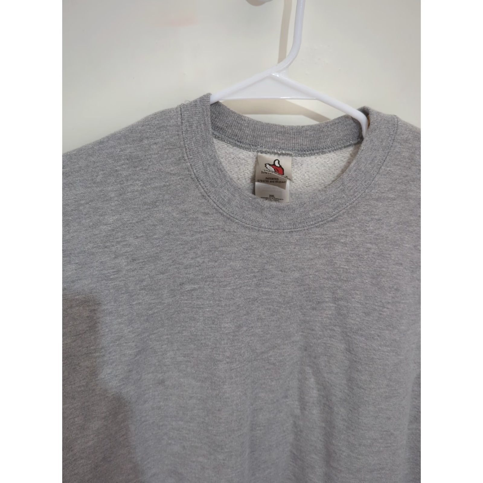 Vintage VINTAGE Handcuffs Skateboard Sweatshirt Gray Long Cuffs Thumbholes XXL 2XL Y2K Size US XXL / EU 58 / 5 - 4 Thumbnail