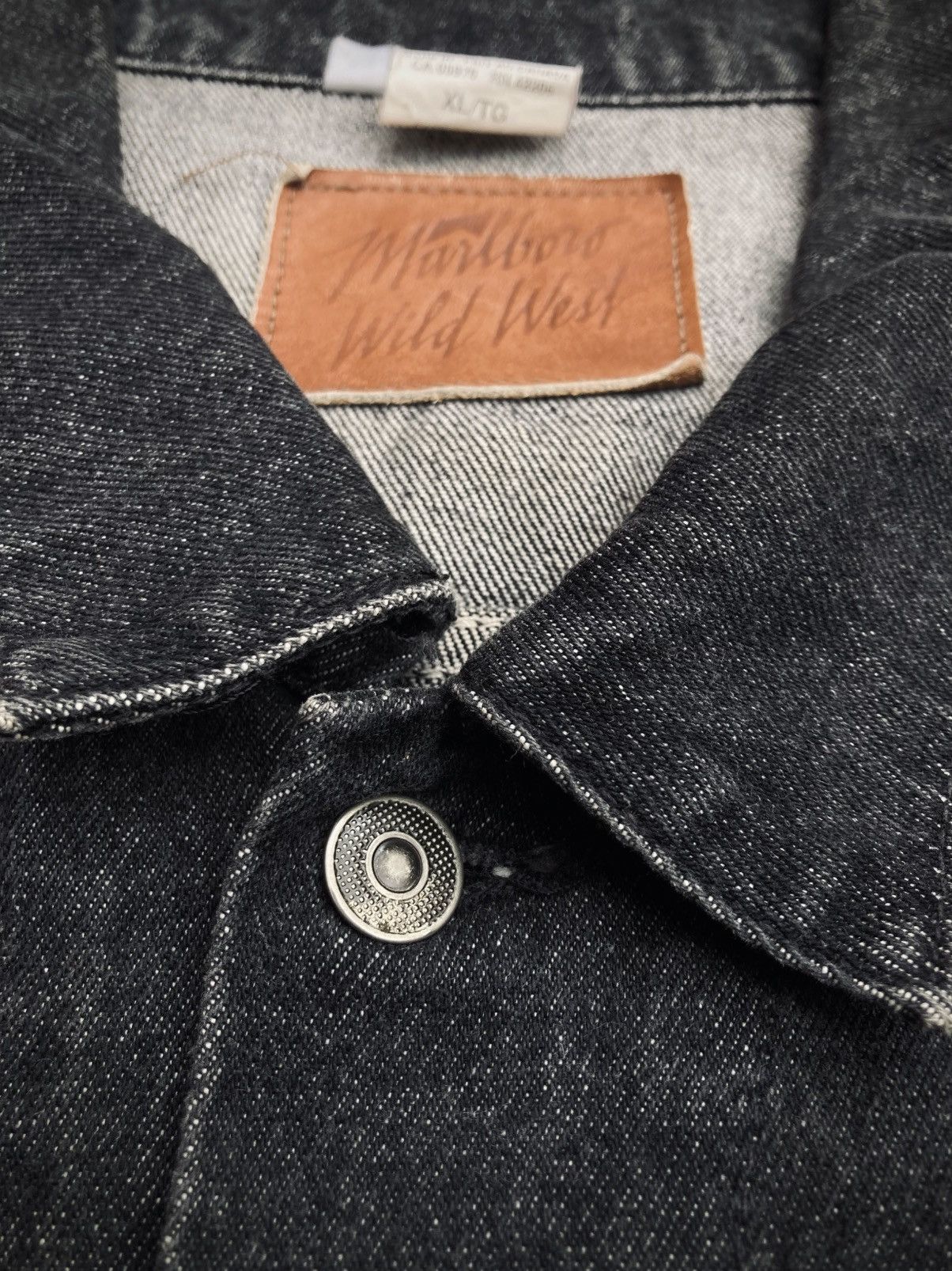Marlboro Vintage Marlboro Man Denim Trucker Jacket Size US XL / EU 56 / 4 - 8 Thumbnail