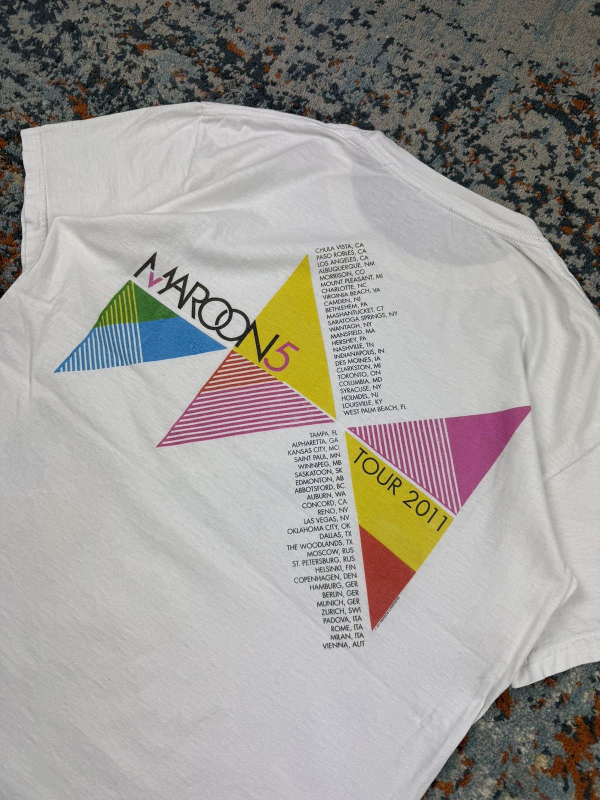 Band Tees × Vintage Vintage 00s Maroon 5 tour graphic band tee merch rare y2k Size US M / EU 48-50 / 2 - 6 Thumbnail