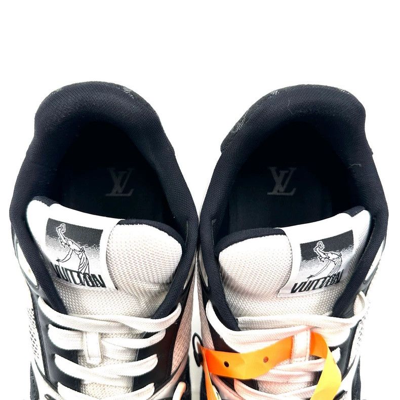 Louis Vuitton Louis Vuitton Trainer black and white printed velcro mesh Size US 9.5 / EU 42-43 - 7 Thumbnail