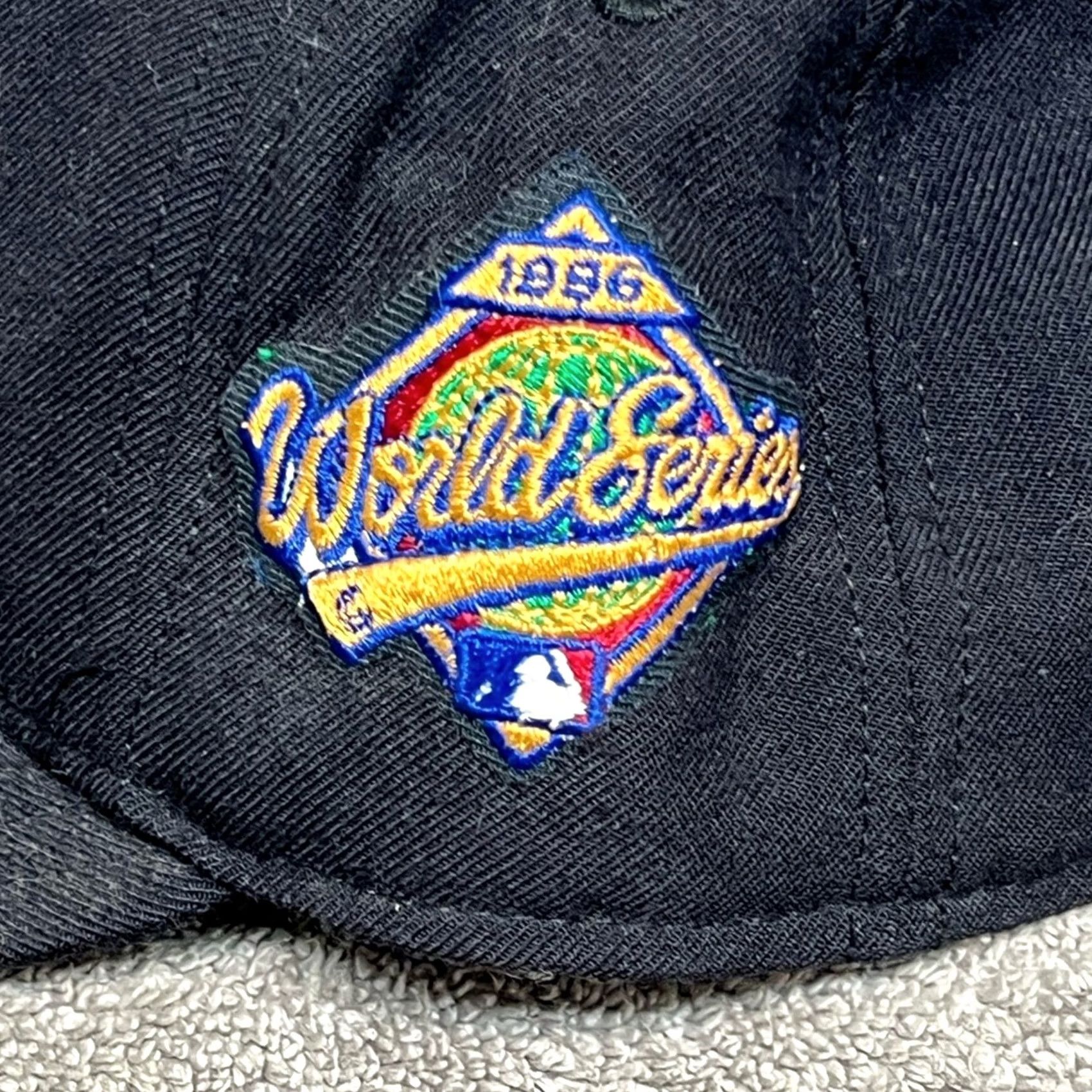 New Era VINTAGE New Era Pro Model Hat Yankees MLB Diamond Collection Wool Fitted 7 1/8 Blue Baseball Cap Men Mens Size ONE SIZE - 3 Thumbnail