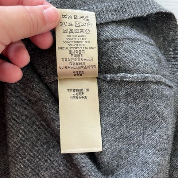Burberry Burberry Brit Cashmere Gray V Neck Cardigan Sweater Size M / US 6-8 / IT 42-44 - 11 Thumbnail