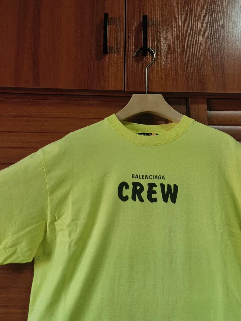 Balenciaga Balenciaga Crew letter small logo round neck short sleeve Size US S / EU 44-46 / 1 - 4 Thumbnail