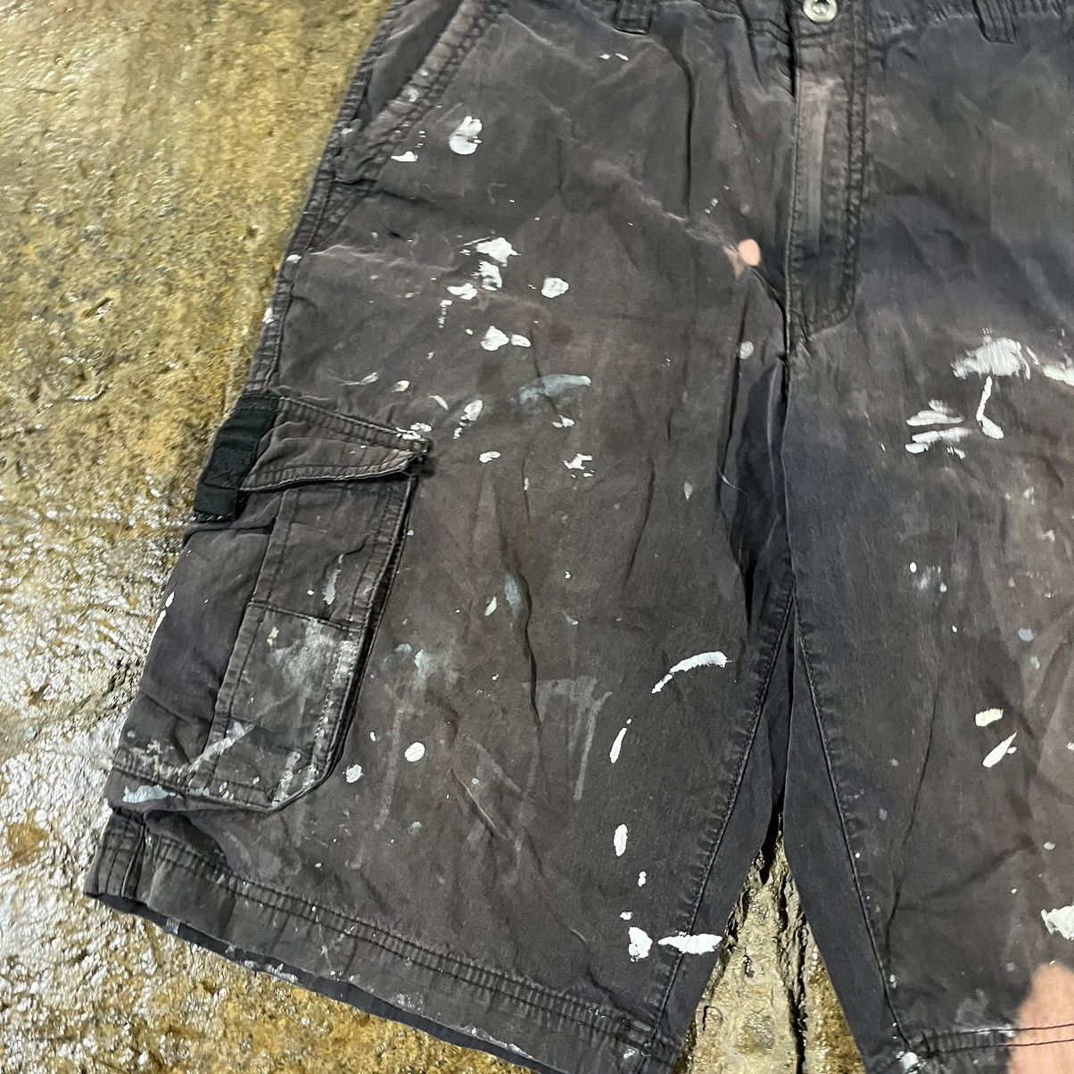 Japanese Brand × Vintage Crazy Paint Splatter Thrashed Workwear Skater Cargo Shorts Size US 32 / EU 48 - 9 Thumbnail