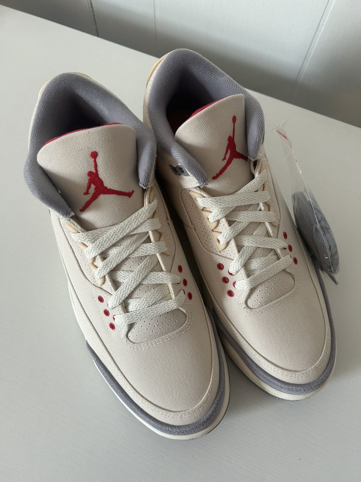Jordan Brand Air Jordan 3 Retro SE Muslin / University Red Size US 9 / EU 42 - 5 Thumbnail
