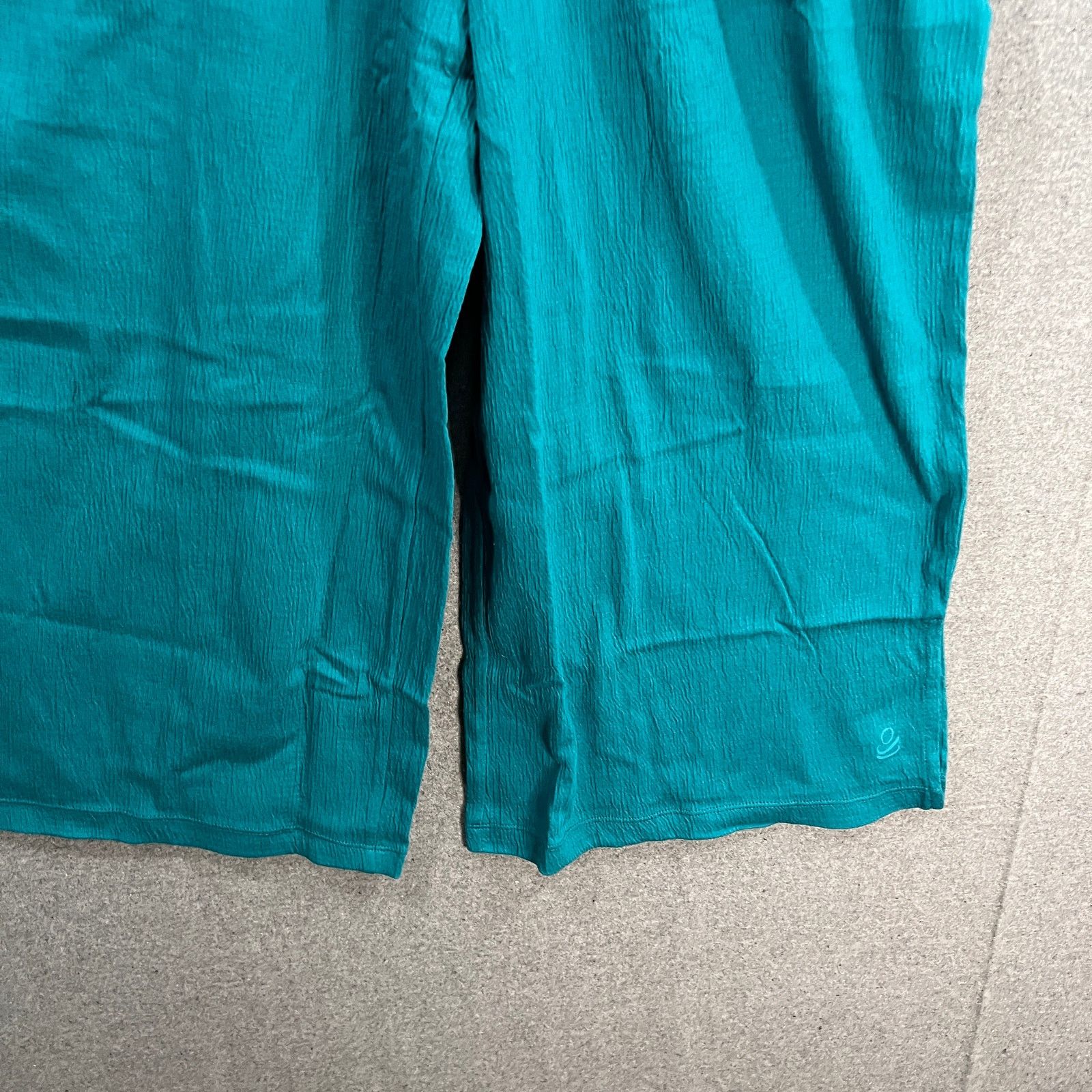 Other Cuddl Duds Crinkle Jersey Cropped Pants Deep Lake, Medium Size 30" / US 8 / IT 44 - 5 Thumbnail
