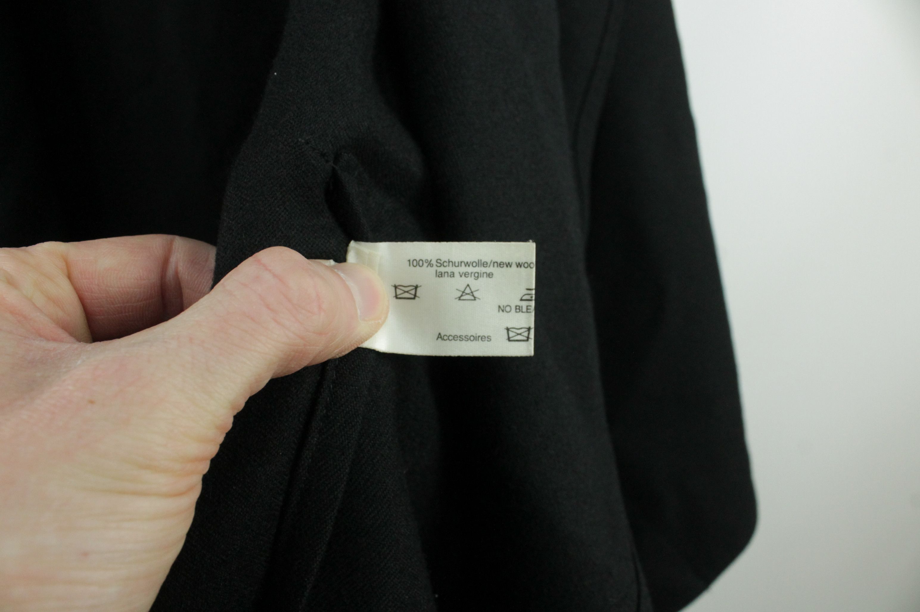 Louis Feraud Vintage 1980 Louis Feraud Black Wool Hooded Cape Coat Size M / US 6-8 / IT 42-44 - 7 Thumbnail