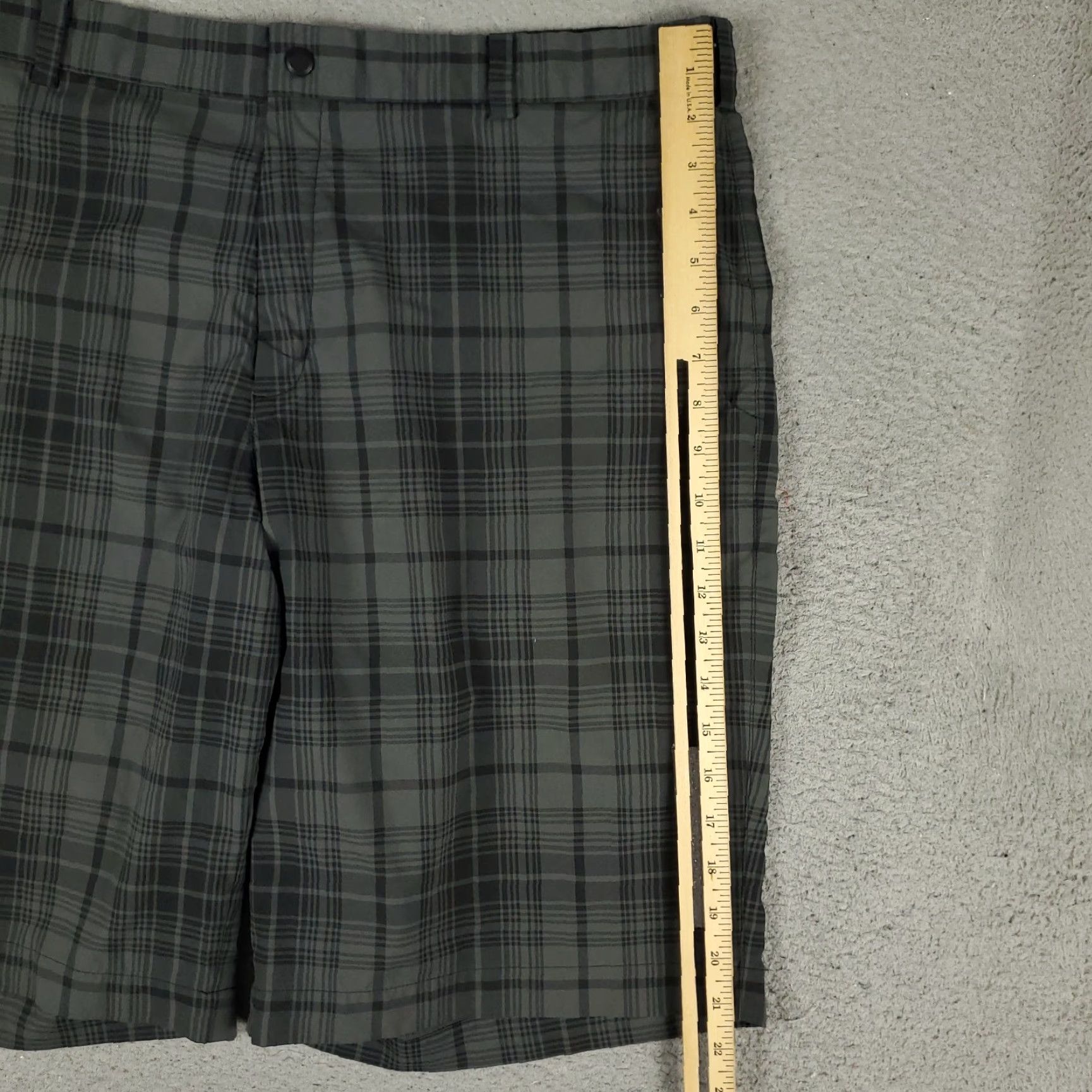 Nike Nike Shorts Mens 38 Gray Plaid Swoosh Golf Dri Fit Casual Flat Front Chino Size US 38 / EU 54 - 5 Thumbnail