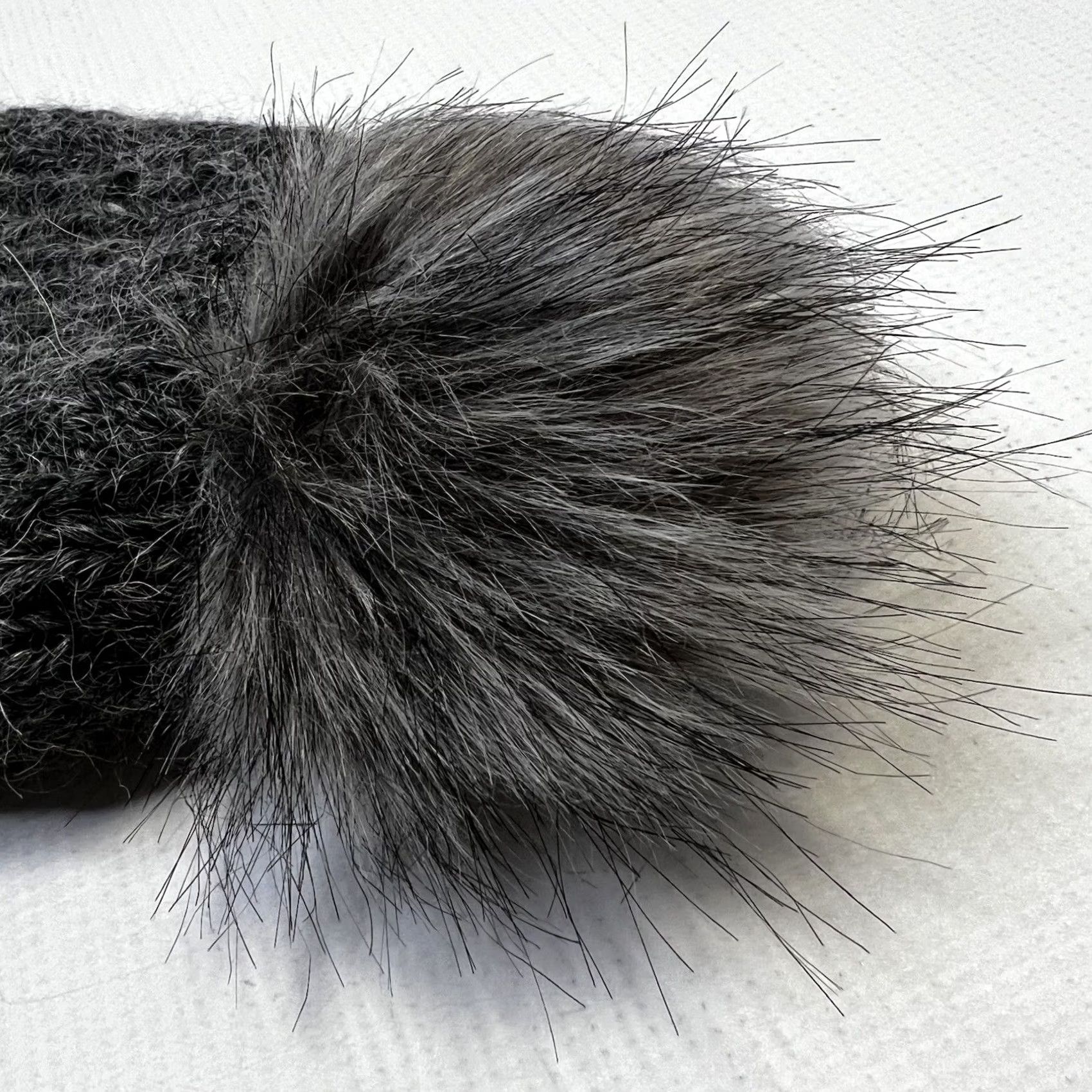 Vintage VINTAGE Women’s Knit Ribbed Cuff Hat Pom Beanie Light Gray Size ONE SIZE - 6 Thumbnail