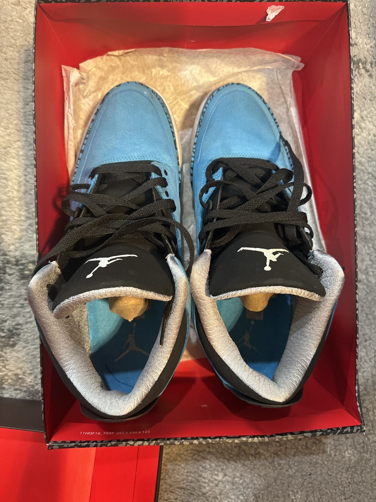 Air Jordan Retro 3 powder blue