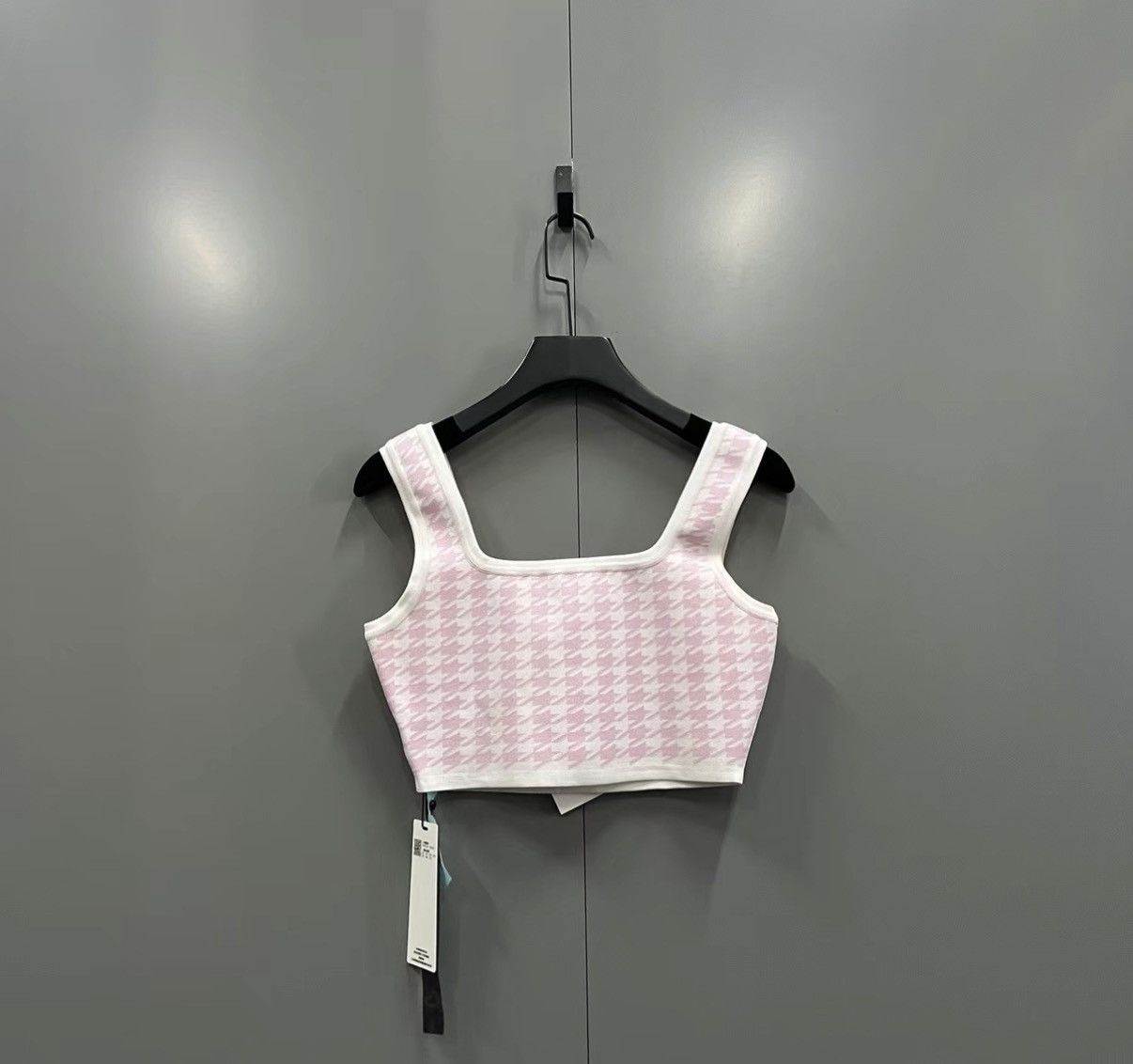 Balmain BALMAIN White and Pink Houndstooth Knit Vest J41 Size S / US 4 / IT 40 - 2 Thumbnail