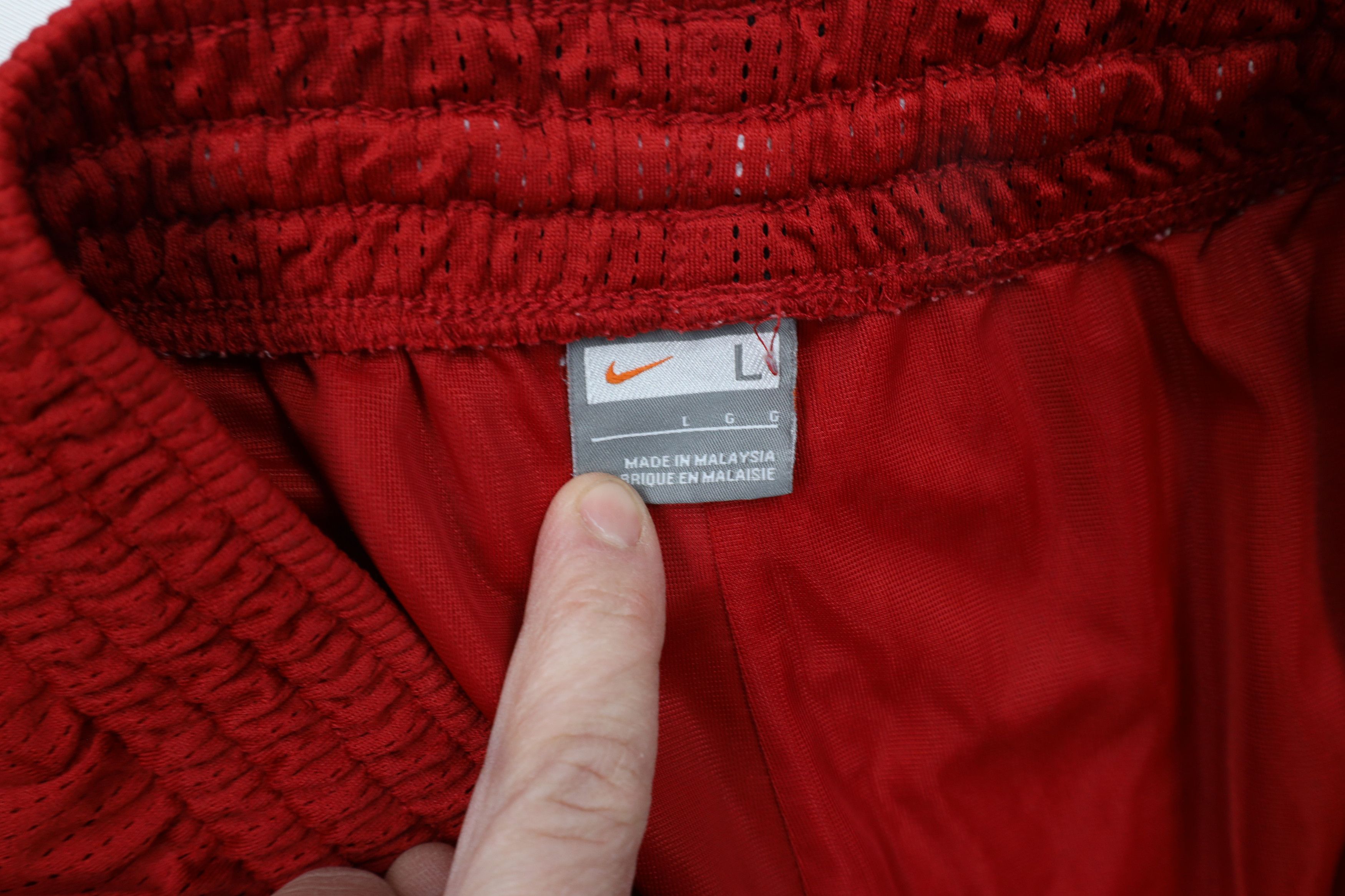 Nike × Vintage Vintage 90s Nike Mini Swoosh Mesh Basketball Gym Shorts Size US 34 / EU 50 - 7 Thumbnail