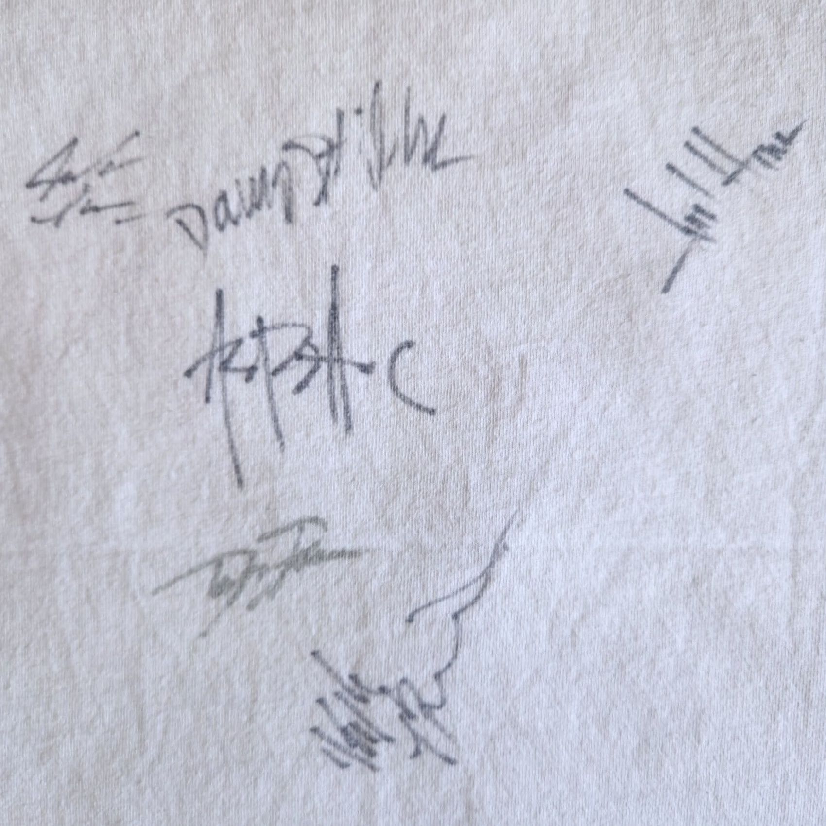 Fruit Of The Loom Vintage Drop Dead Gorgeous Band Shirt Rare Signed Concert Merch White Graphic S Size US S / EU 44-46 / 1 - 5 Thumbnail