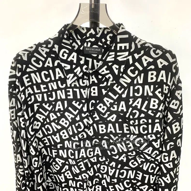Balenciaga Balenciaga Letter all-over print button-down pointed colla Size XS / US 0-2 / IT 36-38 - 3 Thumbnail