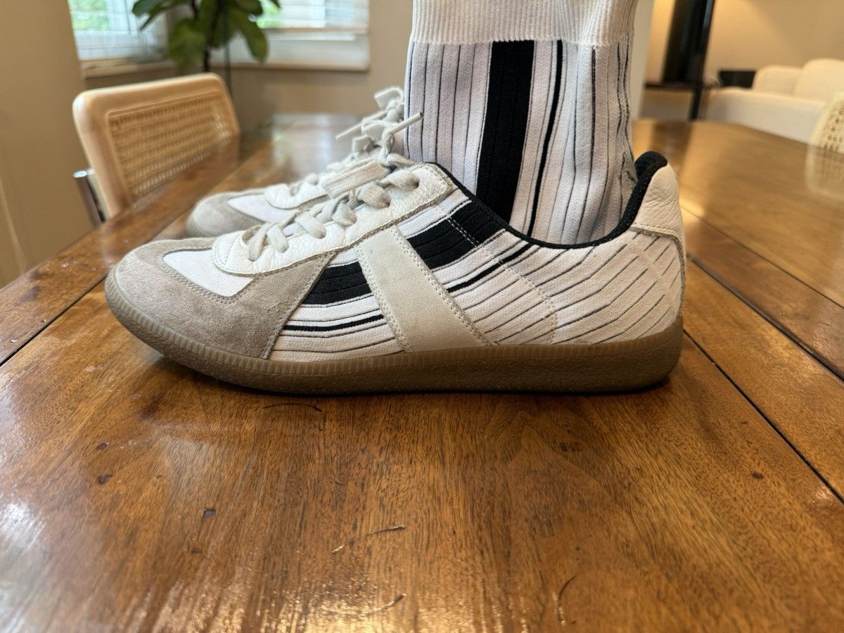 Maison Margiela Maison Margiela Replica Gat Sock Runner Size US 10.5 / EU 43-44 - 2 Thumbnail