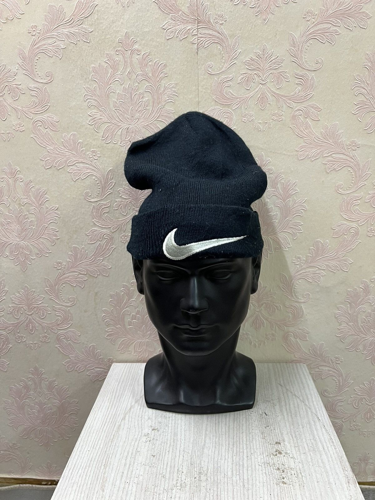 Nike Vintage Nike Swoosh Beanie Hats Size ONE SIZE - 2 Thumbnail