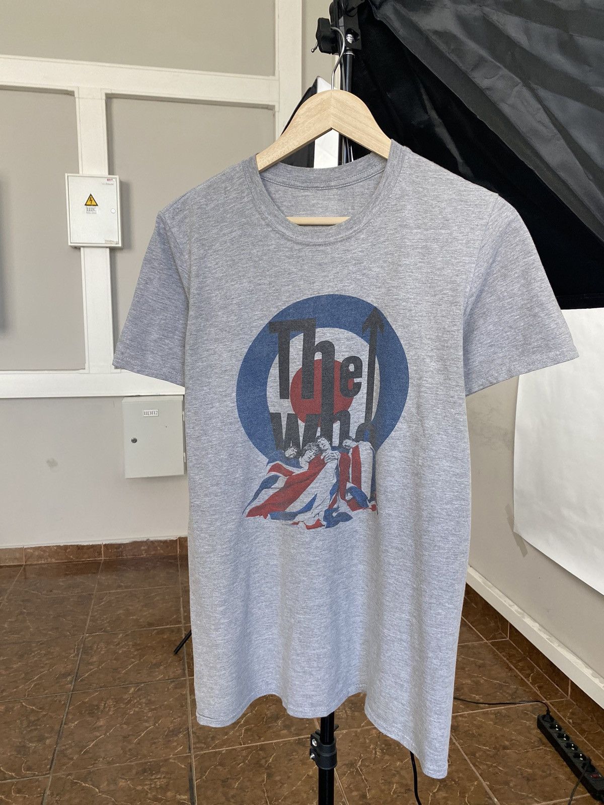 Band Tees 🇬🇧 Vintage The Who classic rock band t-shirt rare retro Size US M / EU 48-50 / 2 - 1 Thumbnail