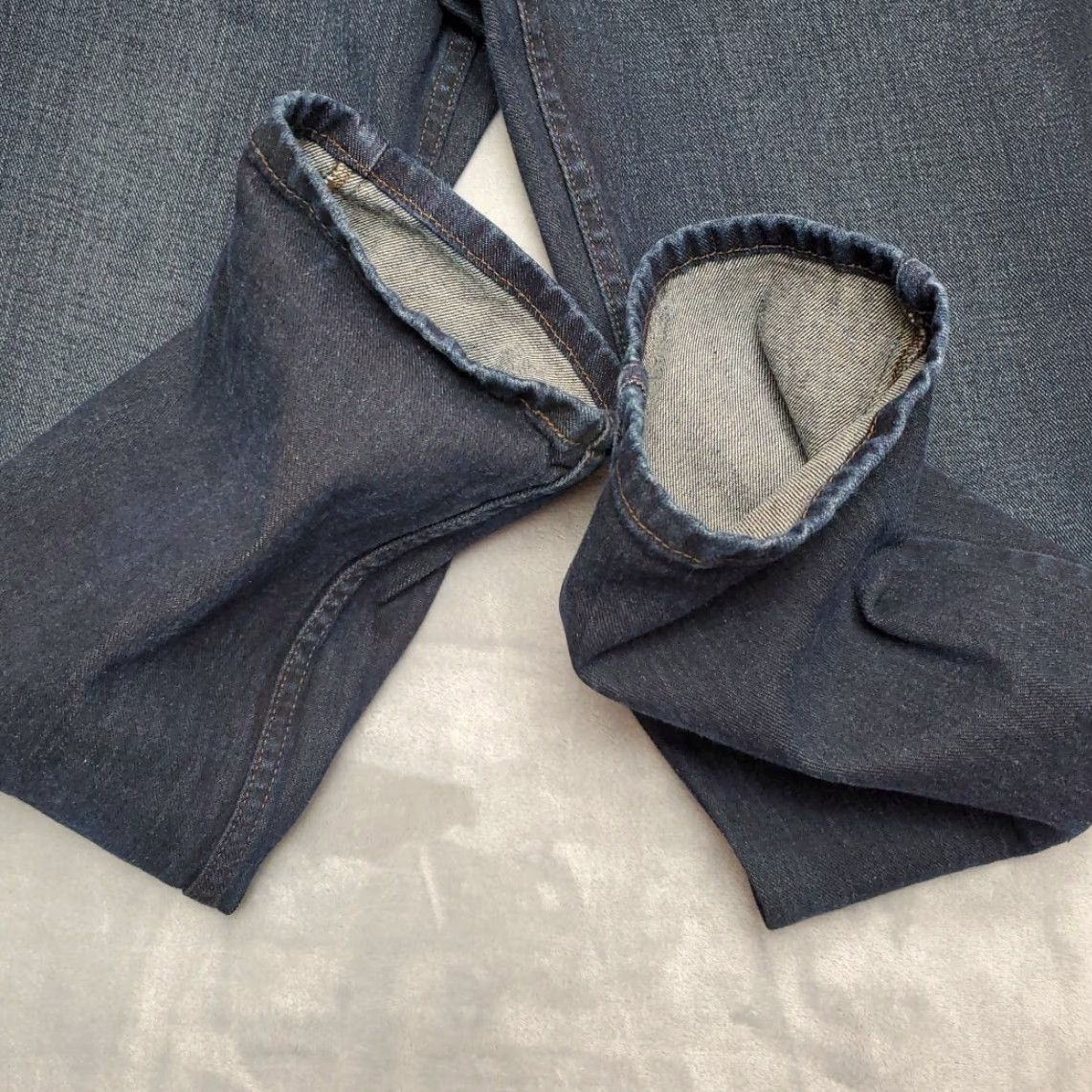 Izod Izod Jeans Mens 34x30 Blue Premium Straight Leg Dark Wash Denim Pants Jeans Straight Mens 34 Blue Dark Wash 5-Pocket Design Belt Loops Shirtable? Size US 34 / EU 50 - 4 Thumbnail