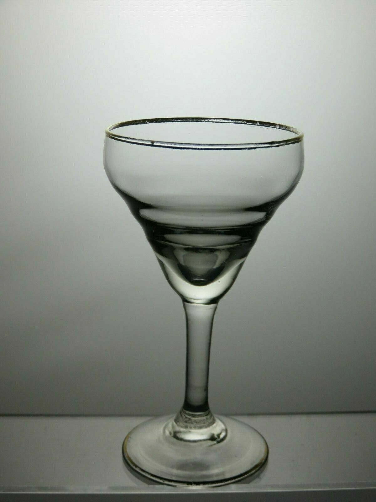 The Unbranded Brand Clear Glasses Set Of 6 With Gold Plated Rim & Bottom 5 1/3" Size ONE SIZE - 3 Thumbnail