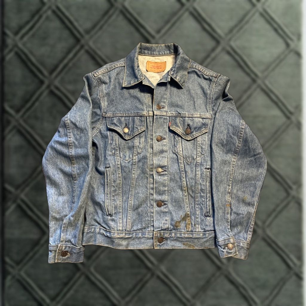 Levi's Vintage Levi's Jeans Trucker Denim Jacket Distressed Size 36r Small Size US 36 / EU 52 - 1 Thumbnail