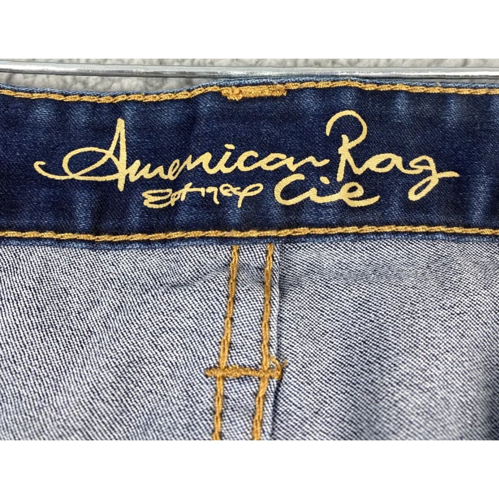 Vintage American Rag Cie Jeans Women Blue Size 11 Slim Straight Leg Wash Denim 31-41 Regular Comfort Zipper Button Size 32" / US 10 / IT 46 - 4 Thumbnail
