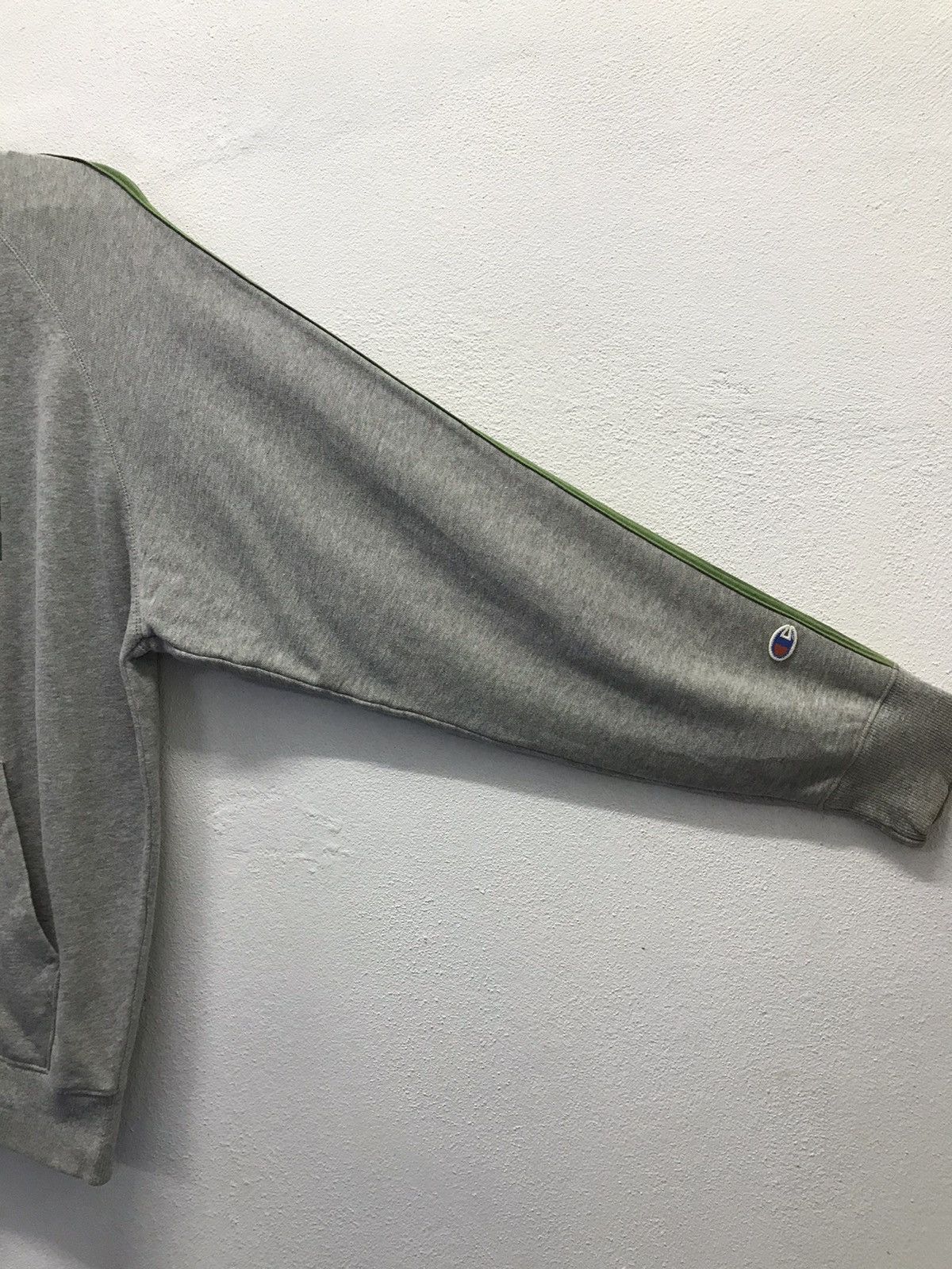 Champion × Vintage Vintage Champion Wisconsin Rhinelander Trackclub Jacket Hood Size US L / EU 52-54 / 3 - 5 Thumbnail
