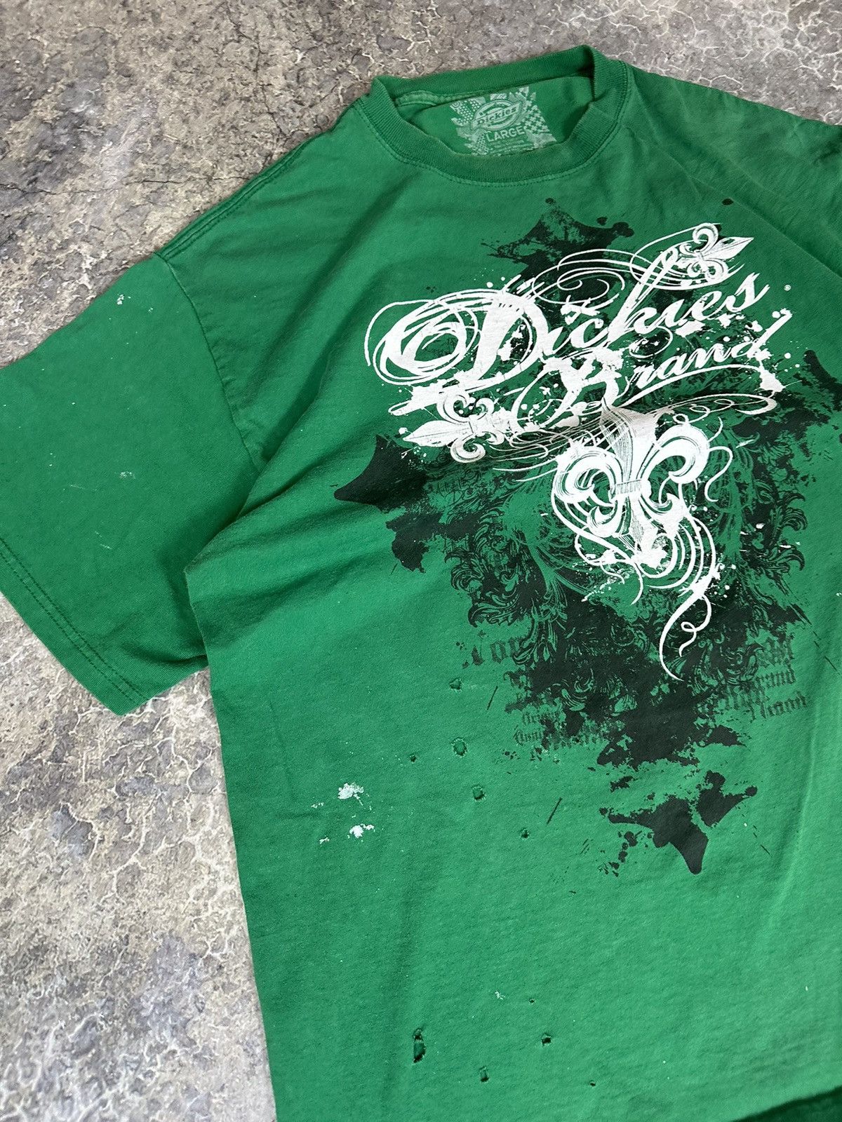 Dickies × Vintage Vintage Distressed Dickies Tee Size US L / EU 52-54 / 3 - 3 Thumbnail
