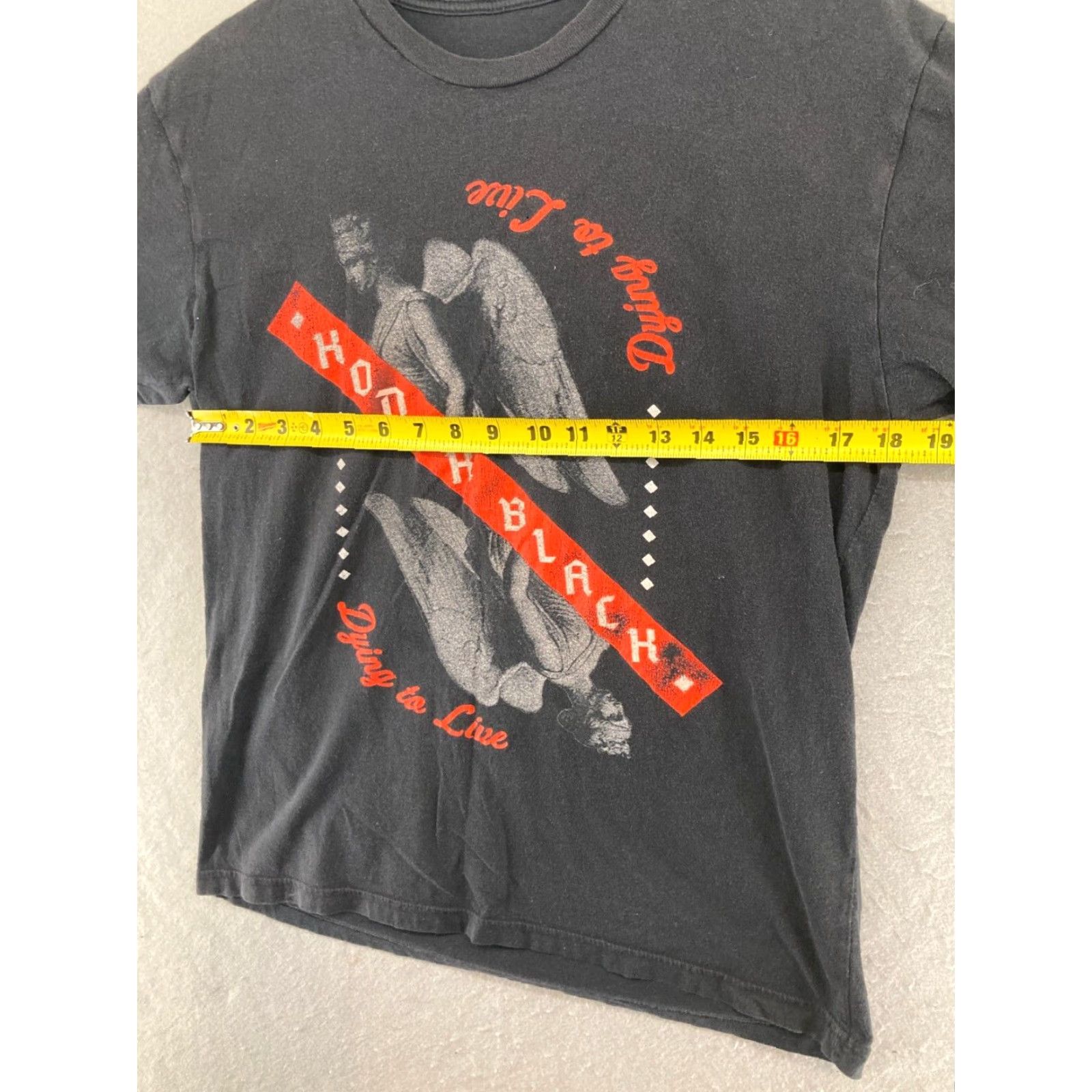 Kodak Kodak Black Concert Tee Small Black Dying To Live Angel Statue Shirt Men S Black T-Shirt Music 90s? Size US S / EU 44-46 / 1 - 2 Thumbnail