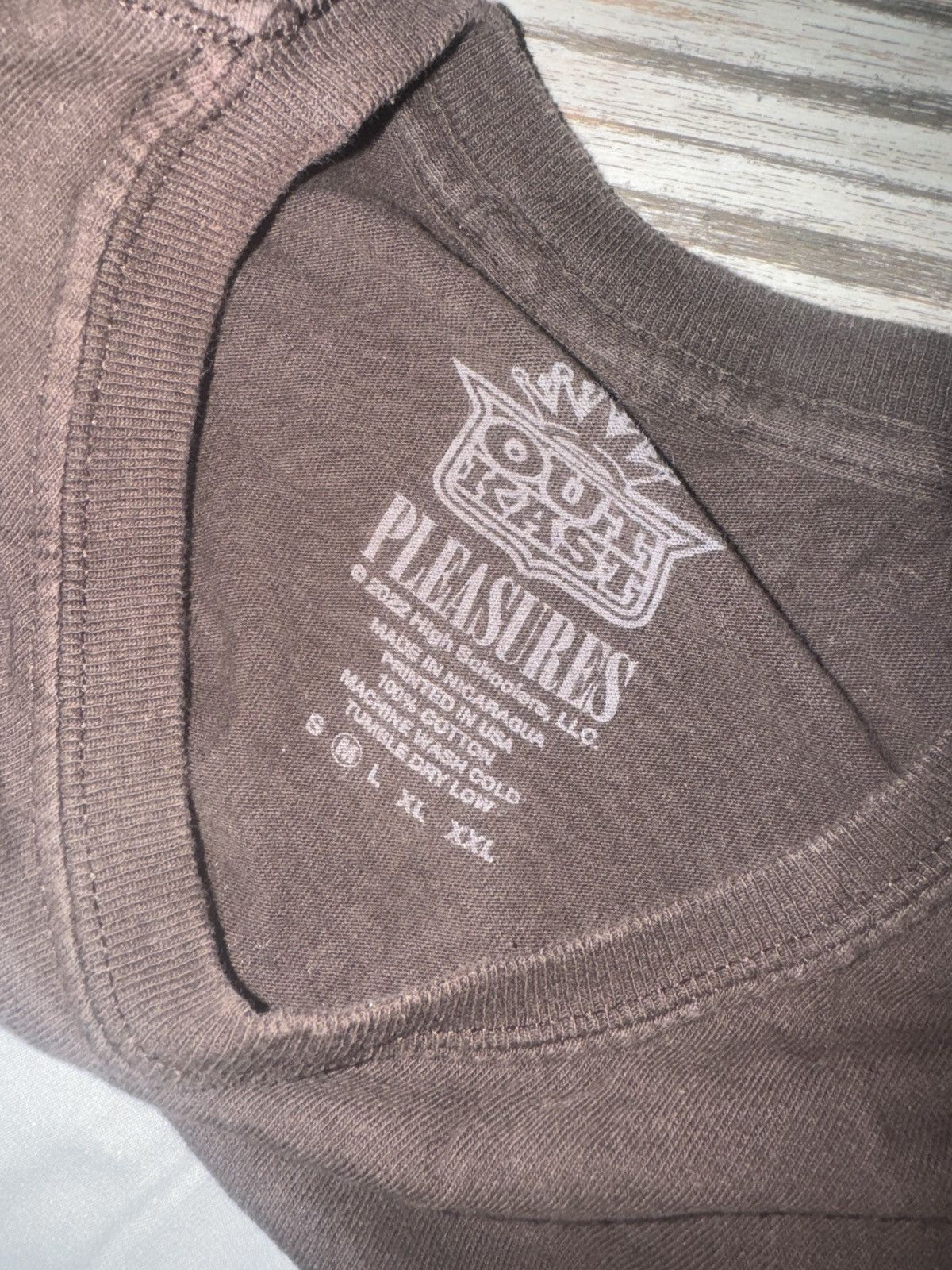Pleasures PLEASURES Cool Graphic Design Tee Size US M / EU 48-50 / 2 - 3 Thumbnail