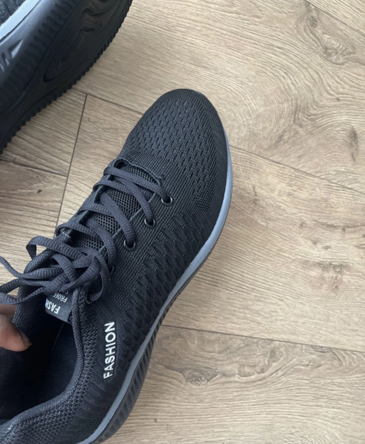 Other Casual running trainers (Unisex) Size US 9.5 / EU 42-43 - 4 Thumbnail