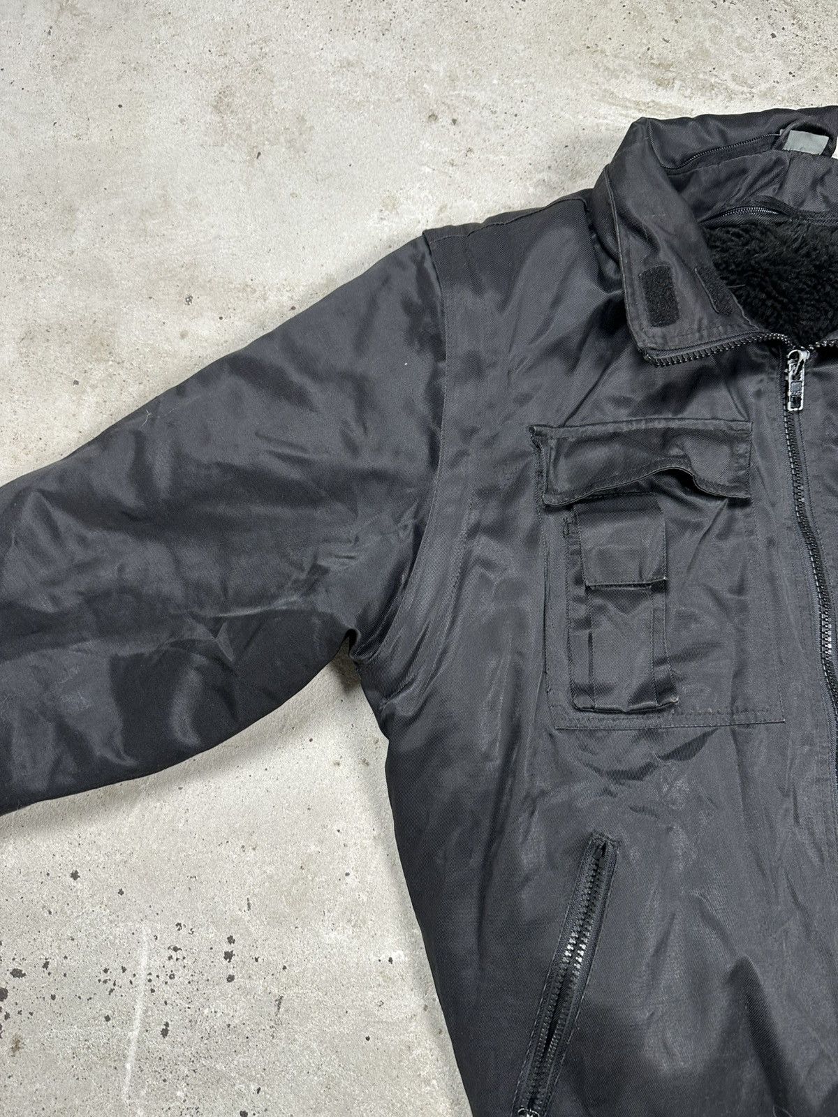 If Six Was Nine × Japanese Brand × Levi's Vintage Y2K Black Utility Faux Fur Insulated Bomber Jacket Size US M / EU 48-50 / 2 - 6 Thumbnail